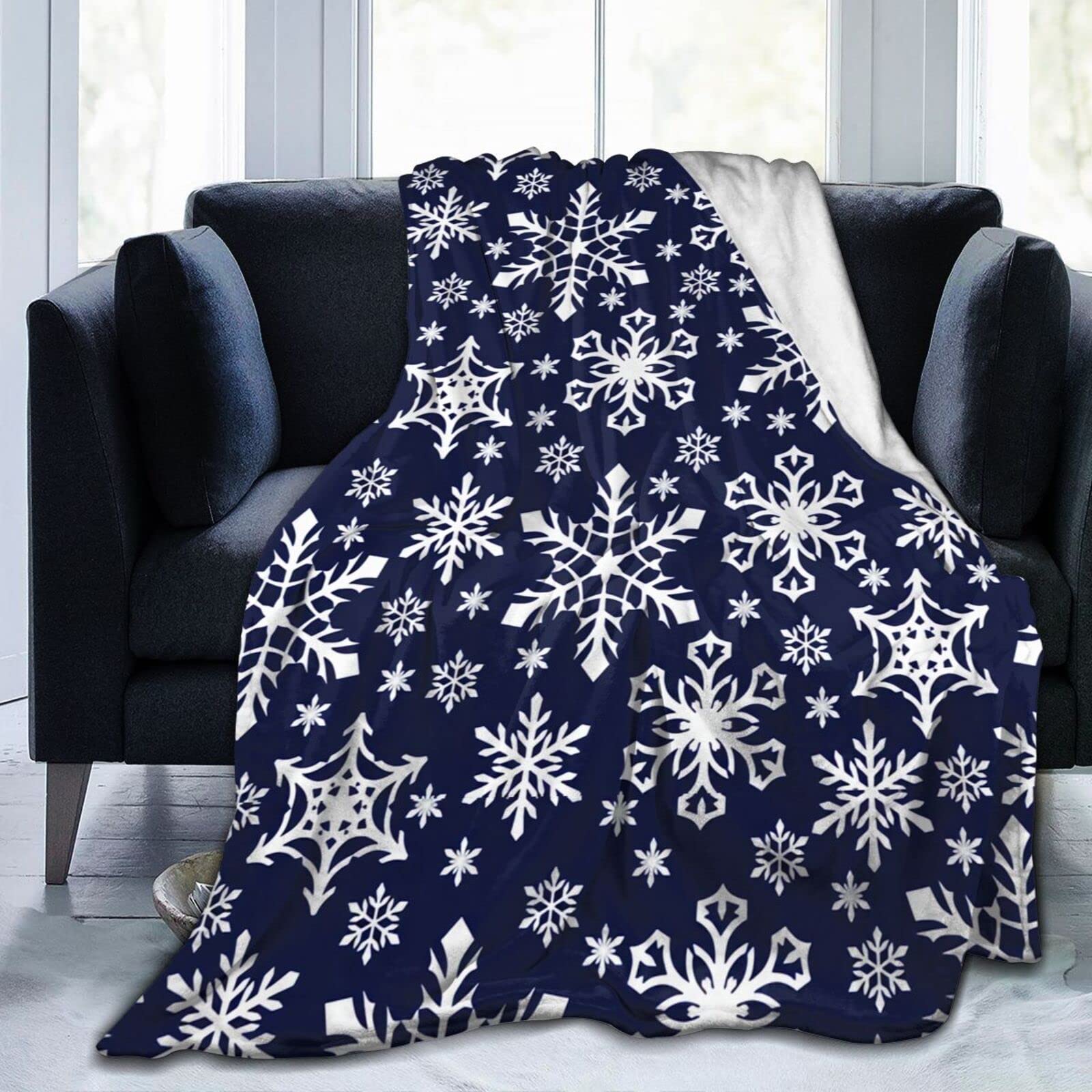 Lsjuee Christmas with Snowflakes Throw Blanket Warm Cozy Blankets Lightweight Soft Cozy Flannel Winter Holiday Blanket for Sofa Couch Bed Office Xmas Gift 50"X40"