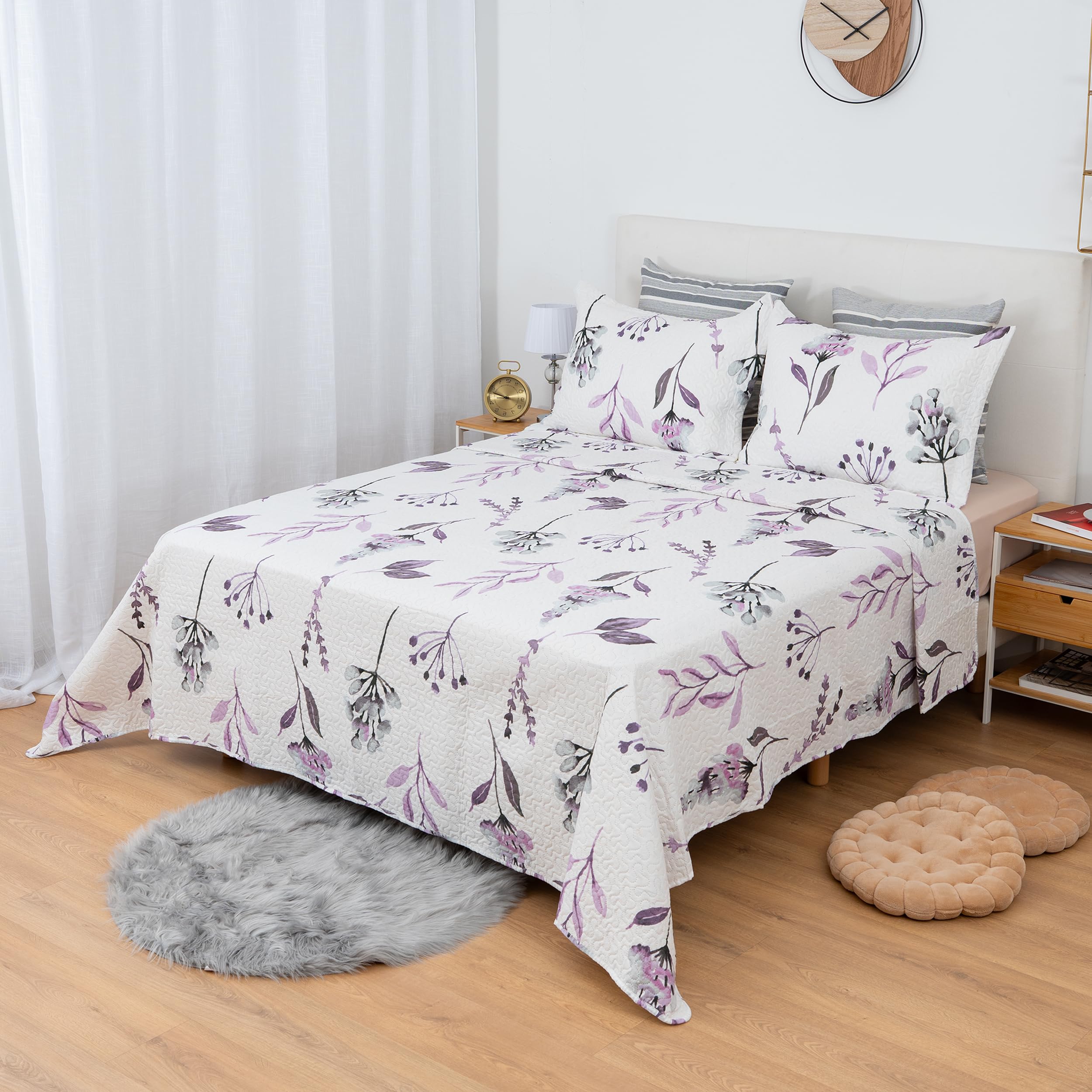 Etrexonline Colcha Bouti Reversible para Cama 135 – Microfibra Suave y Ligera – Ideal para Primavera y Verano – Incluye 2 Fundas de Cojín – 230x260cm – Flores Lavanda