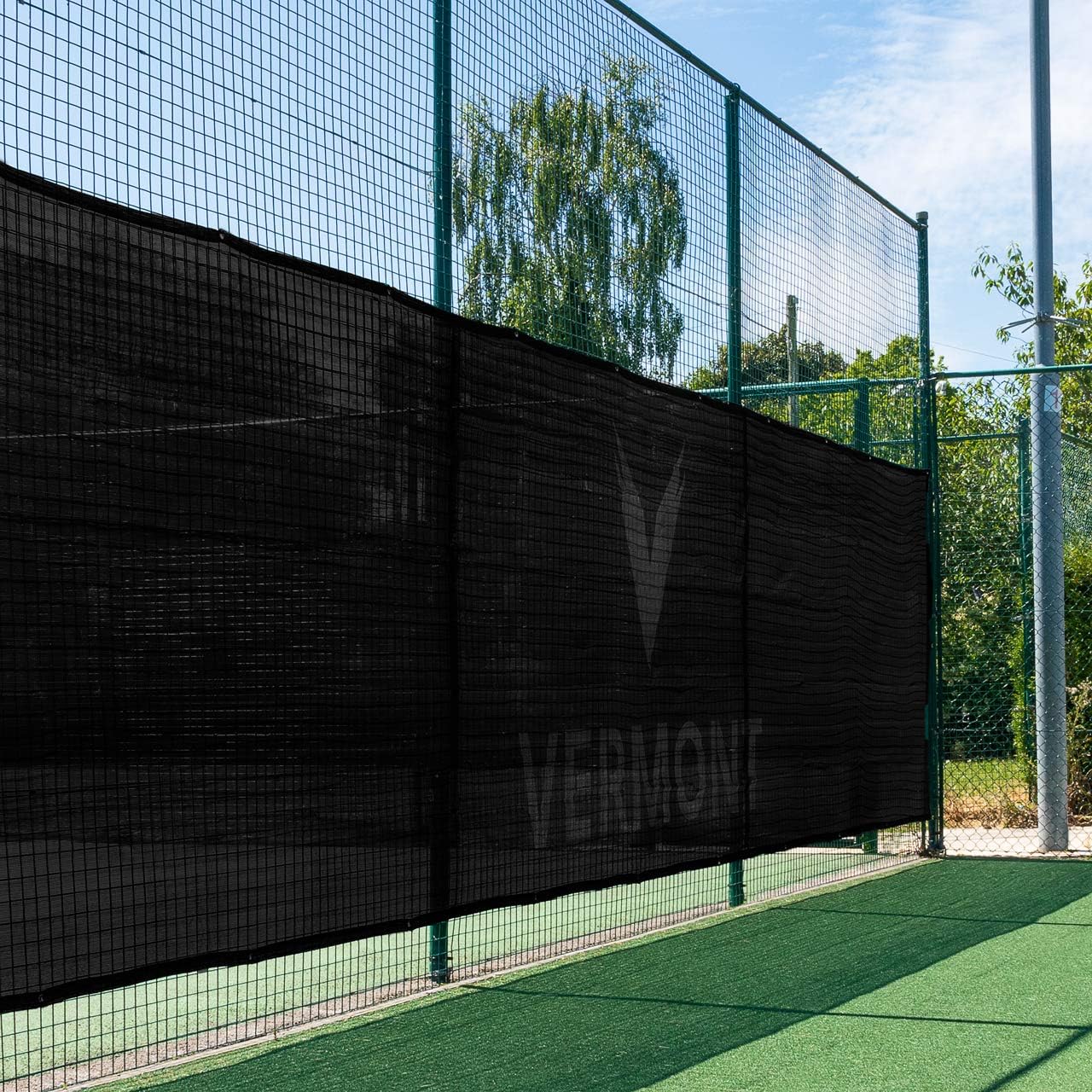 Vermont Windbreaks & Privacy Screens - [2 Sizes] | Tennis Court Accessories | Weatherproof Court Protectors | Fixings Included : Sports & Outdoors