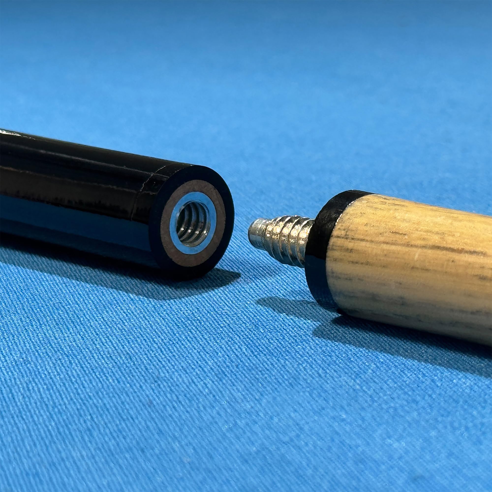 Winsport Brückenqueue Set inkl. Chrom-Aufsatz hoch oder flach, 145 cm für Billardtische und Snooker, Cue Verlängerung, Hilfs-Queue, aus Eschenholz mit Alu-Gewinde für Brücke, zweiteilig, transportabel