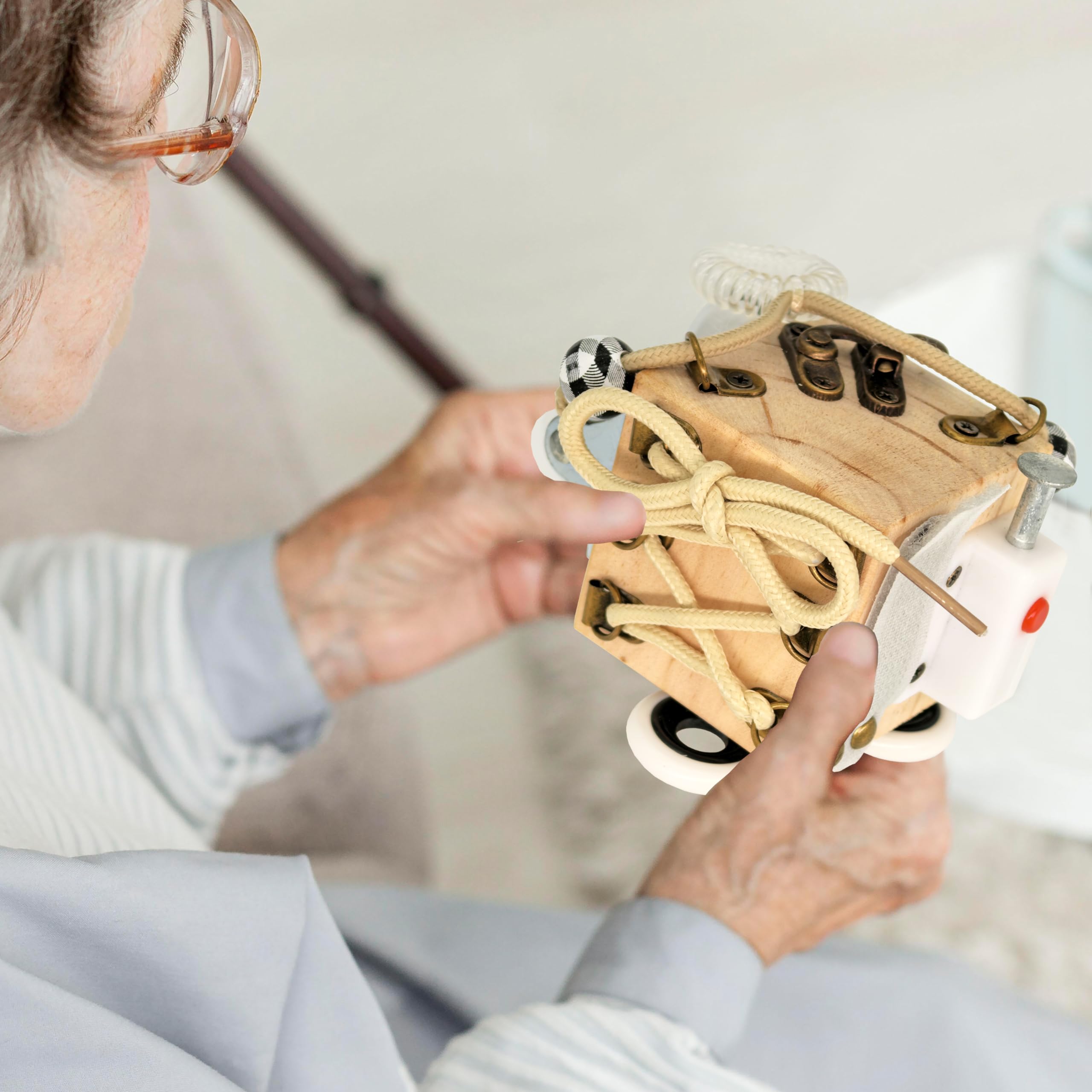 Cajas ocupadas para pacientes con demencia, tableros antiestrés para adultos con demencia, juguetes sensoriales de cubo ocupado para personas mayores, actividades de Alzheimer y regalos terapéuticos