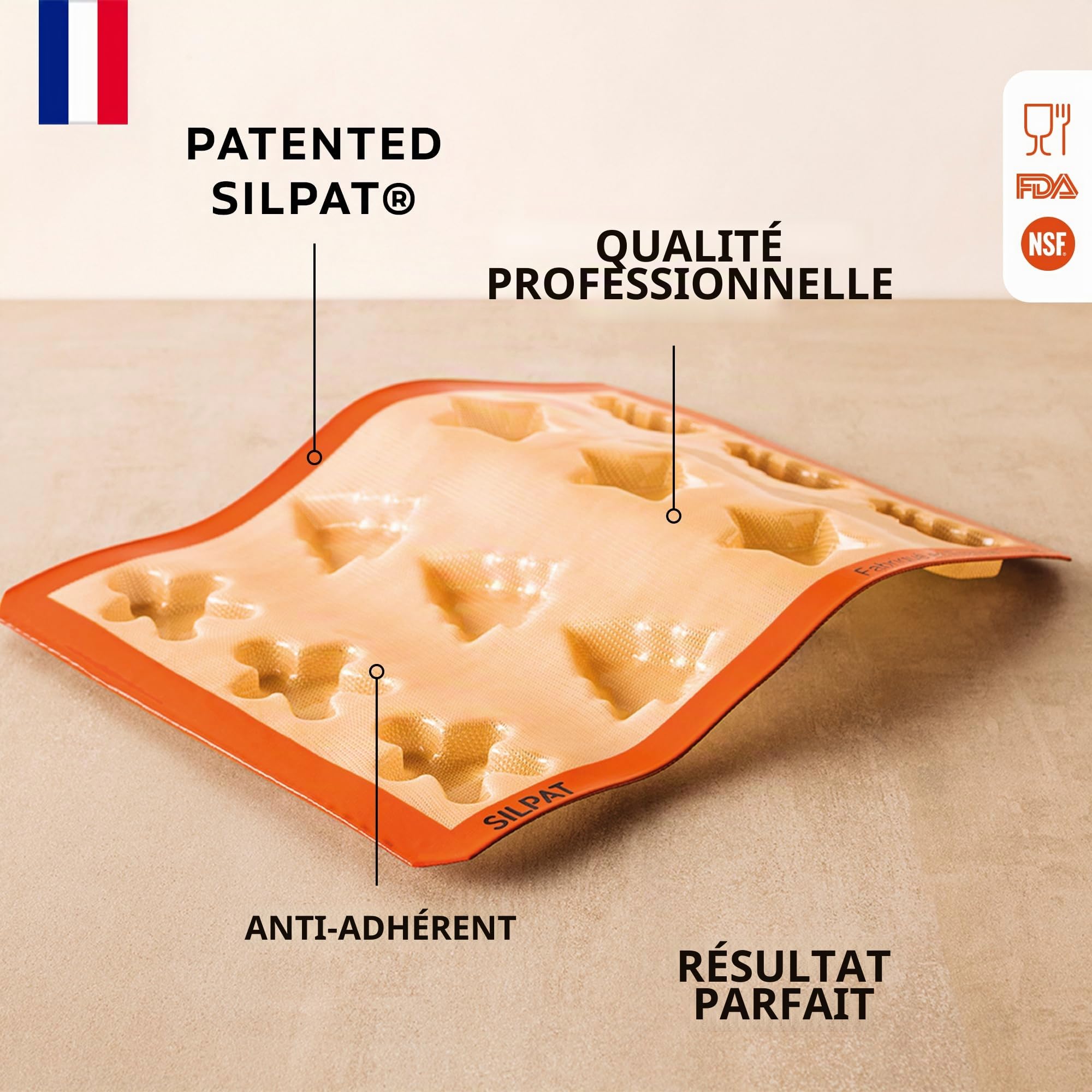 Silpat Moule Noel 12 Empreintes – Gateau, Biscuit, Chocolat - Pâtisseries Festives, Créatives – Silicone Antiadhésif, Qualité Professionnelle – Cuisson Optimale, Démoulage Facile – Format Polyvalent
