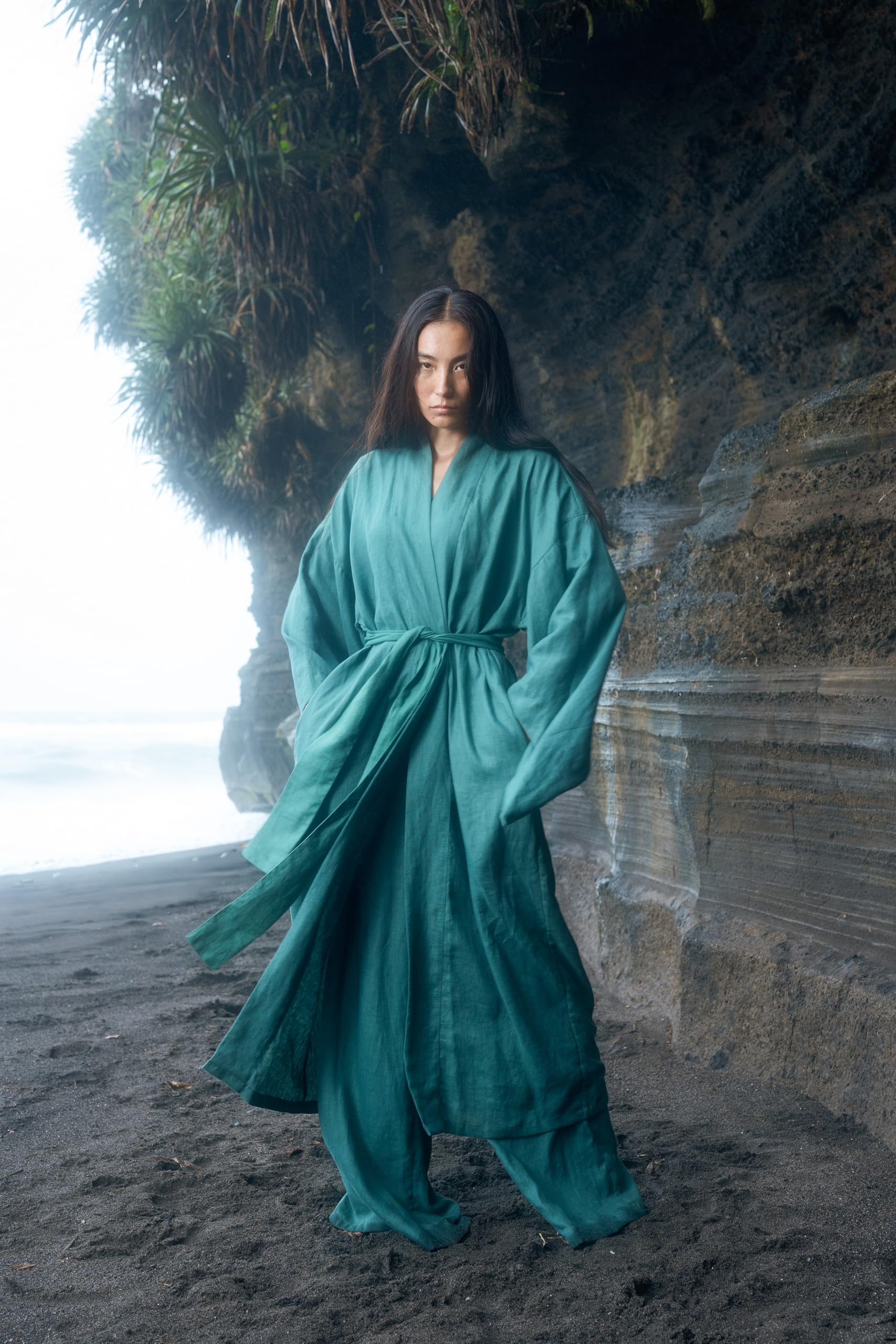 TATI Linen Kimono for Women - Lightweight 100% Linen Robe - Summer Beatch Cover Up - One Size