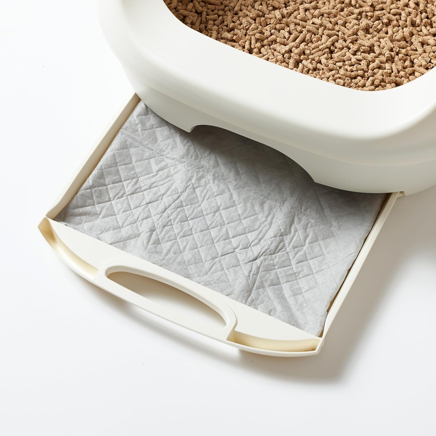 KOCHO Ultra Absorbent Charcoal Pads 6-Layered, Small 13.4" X 17.7" Odor-Eating Breeze Cat Litter Box Liner Training and Puppy Quick-Dry Pee Pads Pack of 88, Made in Japan