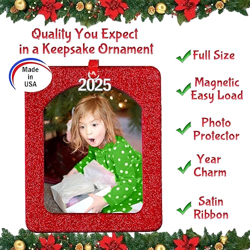 Miniatura 2 de Adornos de foto 2025 para árbol de Navidad, adorno de marco navideño con purpurina brillante, diseño magnético de carga fácil, incluye cinta de