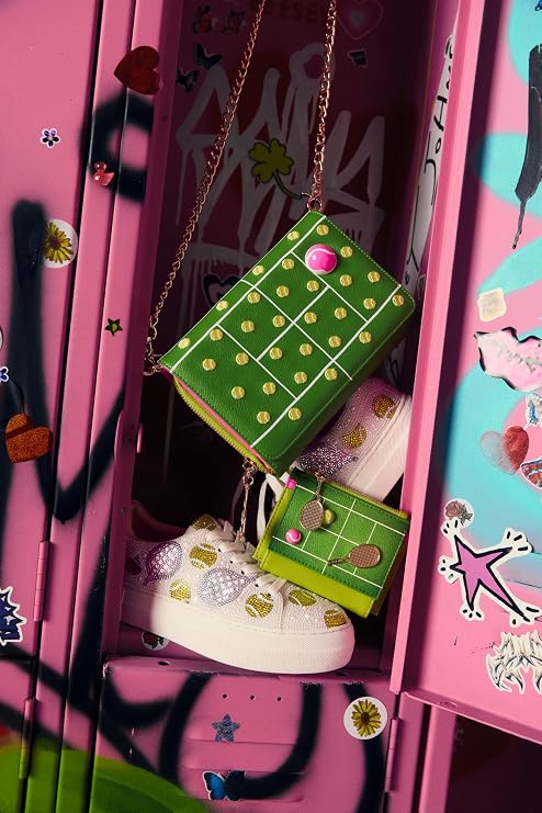 Betsey Johnson Net Worth Wallet