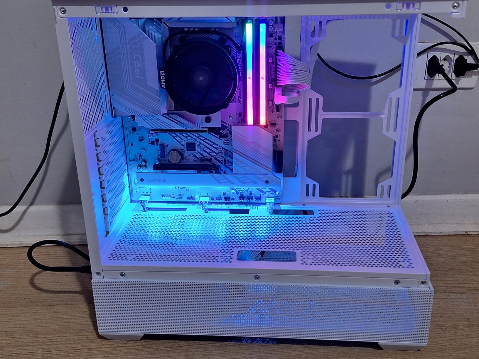 ASRock Placa mãe X870 Pro RS AMD Ryzen Socket AM5 ATX DDR5 DIMMs 8000 MHz 256 GB PCIe Gen5 SATA3 6,0 Gb/s