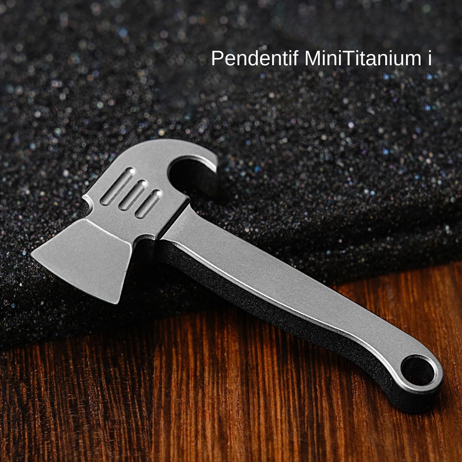 Hache de camping en titane, outil de hache de poche - Pendentif ouvre-bouteille de hachette de poche | Petite hachette de poche multifonctionnelle en de titane pour Noël