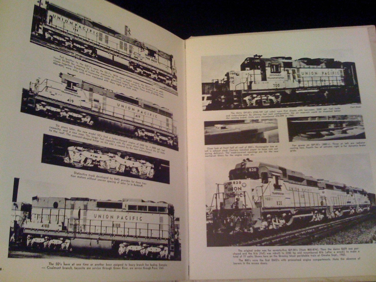 洋書 The Mighty 800 by Wm. W. Kratville THE MIGHTY 800 by Kratville, William W.: Hardcover (1967