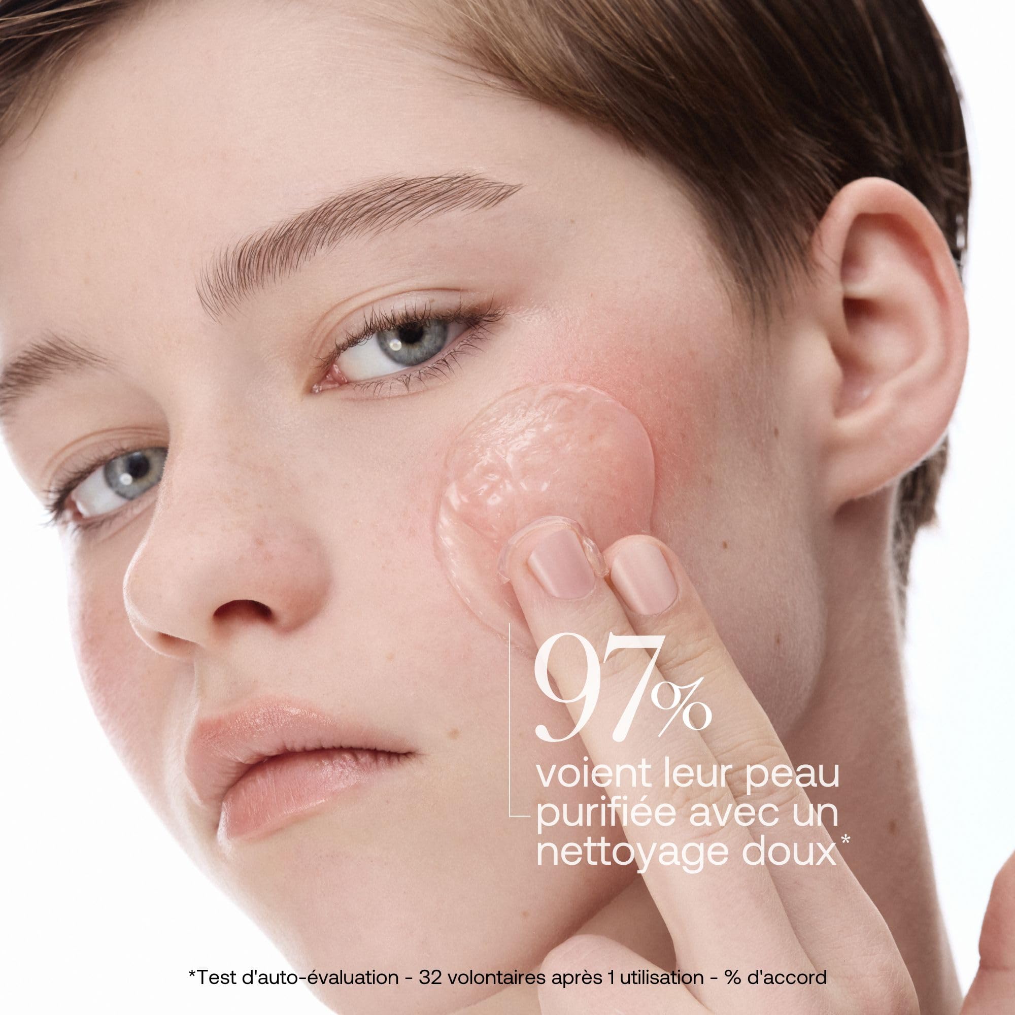 HYALURX CLEAN oil-based makeup remover gel - Image 3