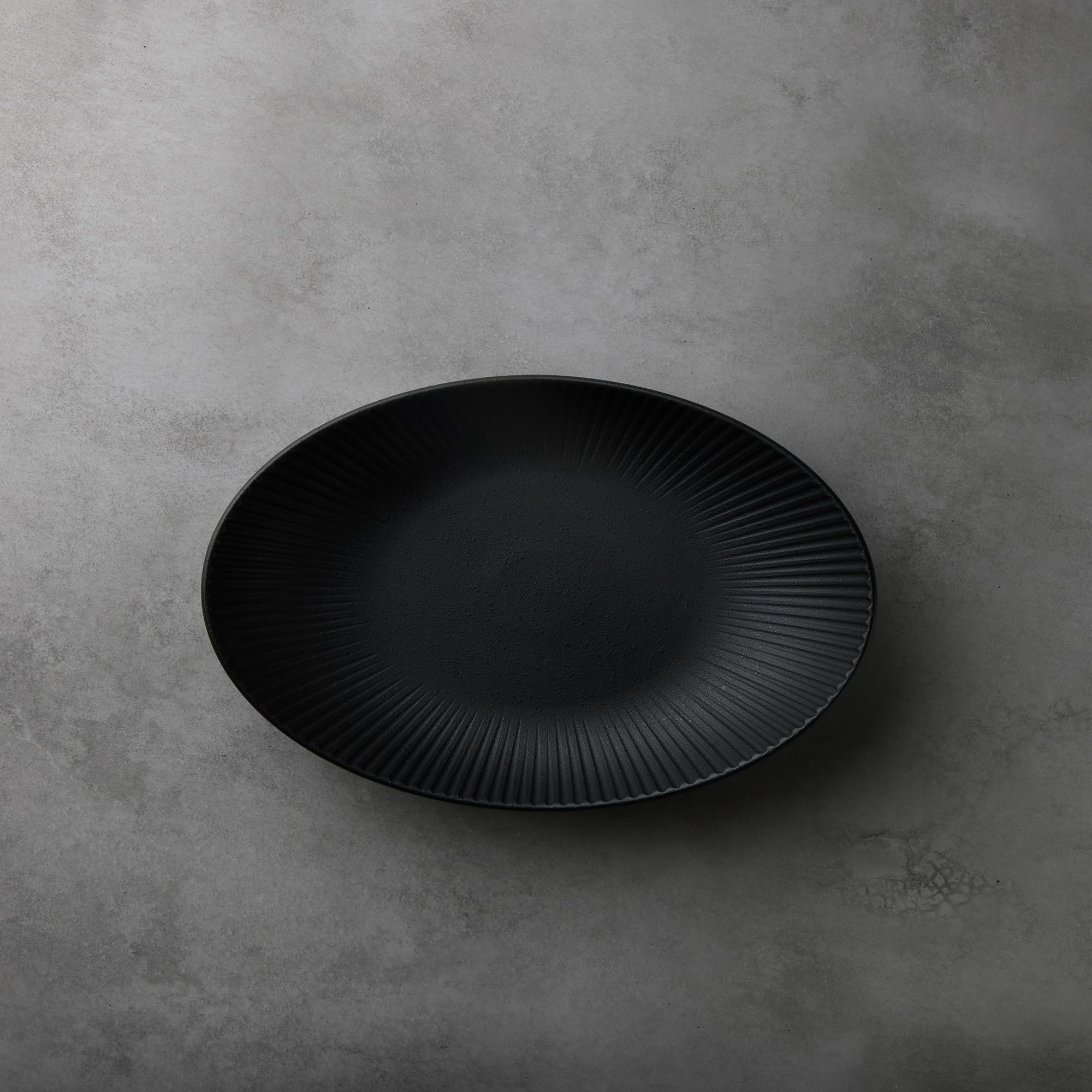 Premium Black Oval Resin Dinner Plate