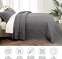 Vista 3 de Qucover Colcha tamaño King extragrande de 3 piezas de microfibra suave y ligera, con patrón de diamante, tamaño King ultrasónico con 2 fundas