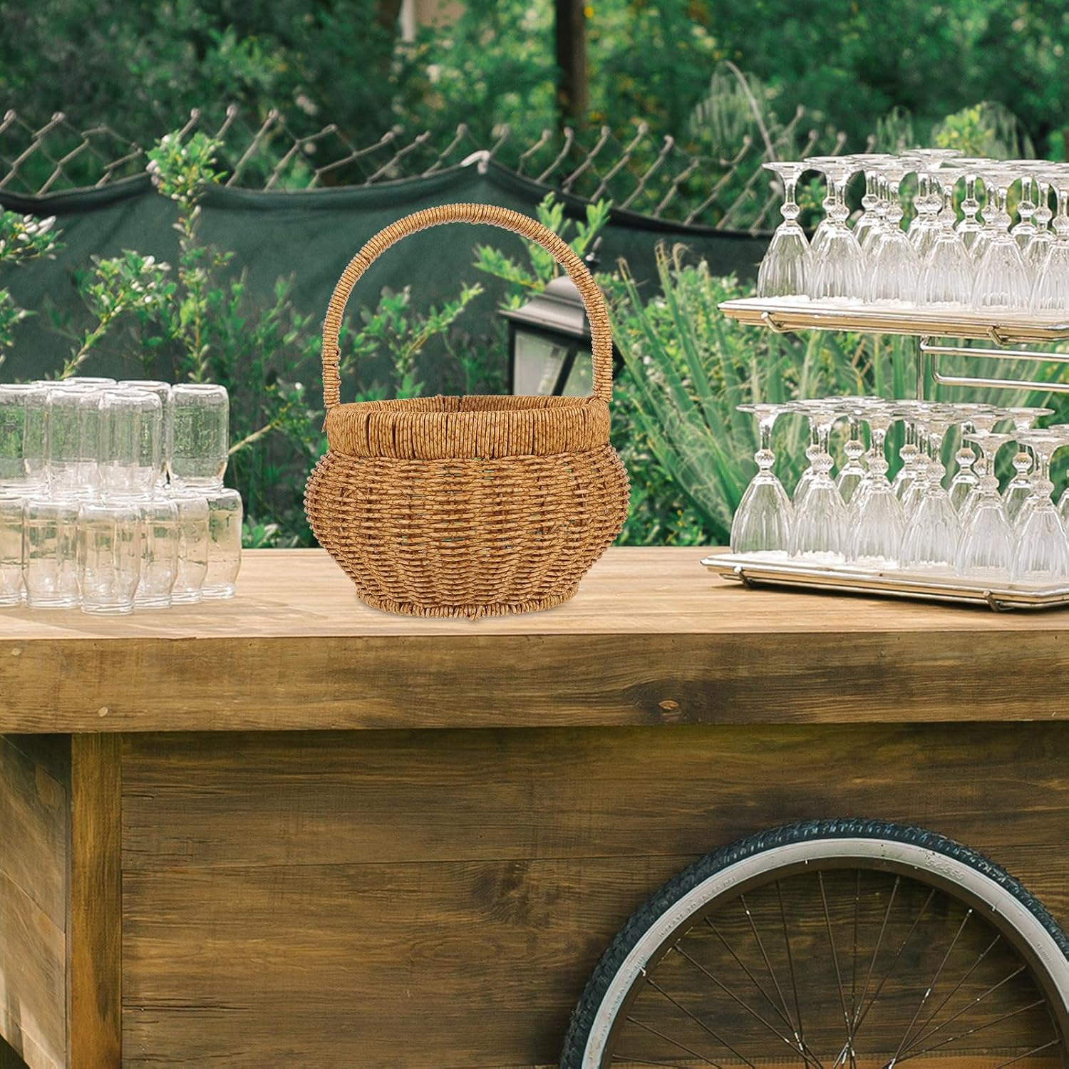 Decorative Woven Flower Basket with Handle for Egg Gathering and Storage, Rectangular Khaki Pp Basket Featuring Modern Farmhouse Style and Sturdy Design