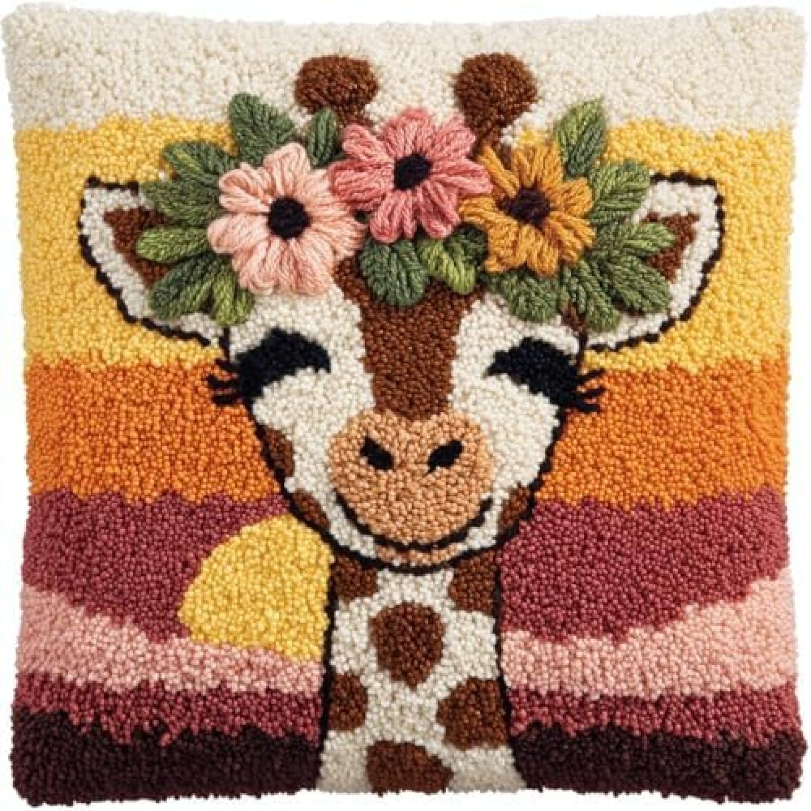 kitphoenix Knüpfkissen-Set,süße Giraffe mit Blumenkranz,mit vorgedrucktem Kissenbezug,DIY Latch Hook Kissenbezug,Häkelgarn-Bastelset für Hobby und Heimdekoration,43x43 cm,20
