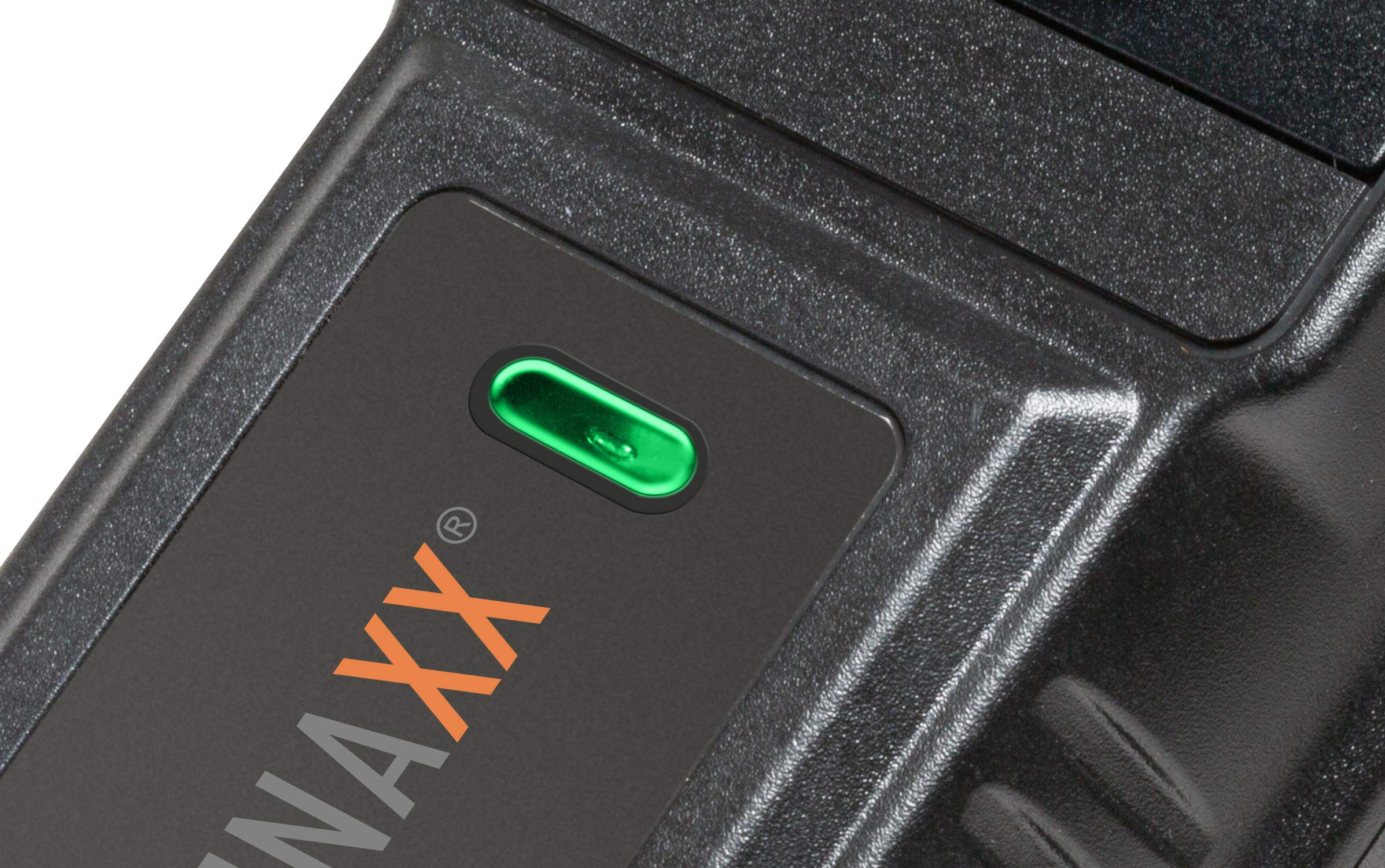 Technaxx Car Inverter 200W, convertidor de voltaje de 12V a 230V con 2 puertos USB, 1 toma Schuko, protección de alto/bajo voltaje y sobrecarga - Transformador de voltaje para encendedor TE21