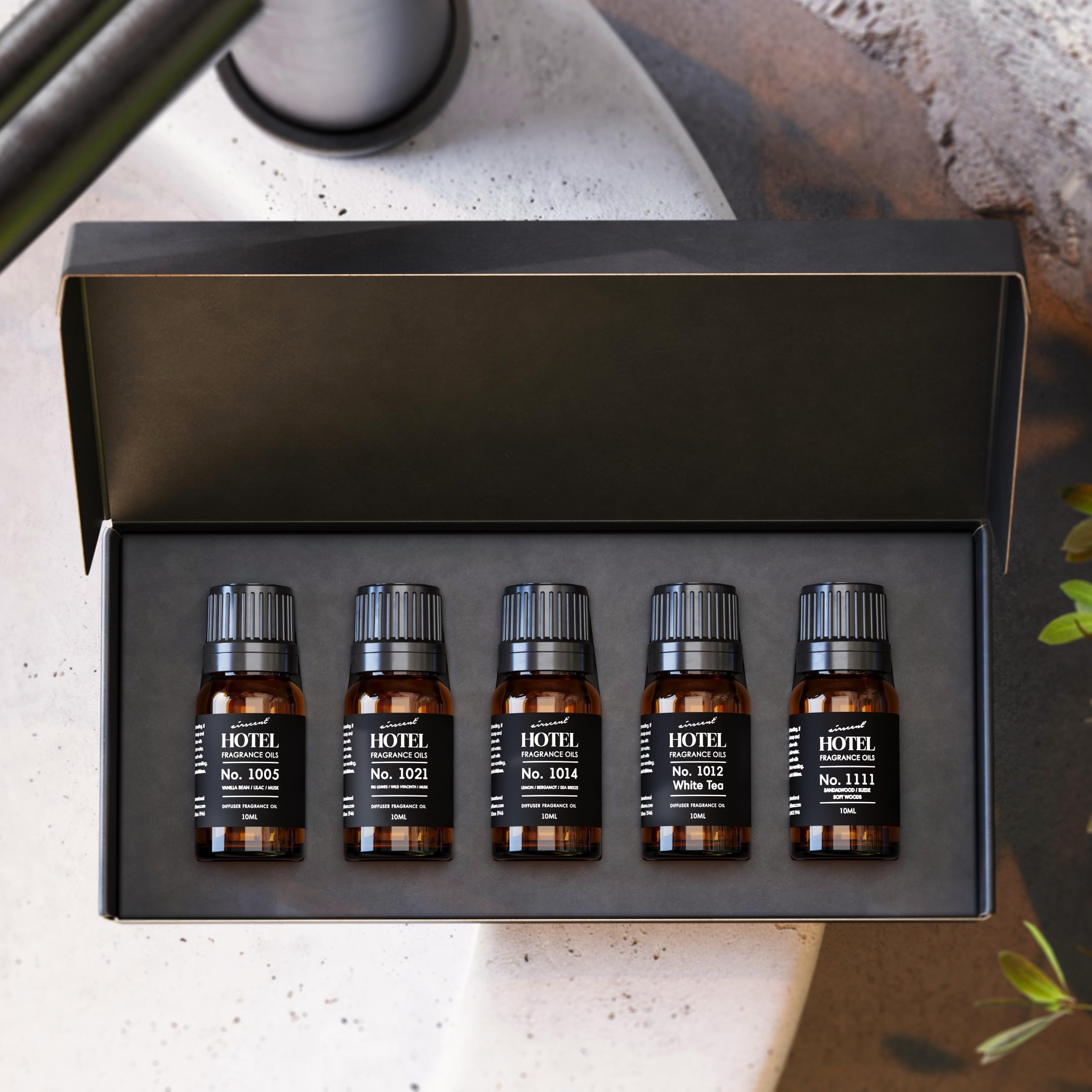 Amazon.com: AirScent Hotel Diffuser Oil Gift Set Featuring Hotel