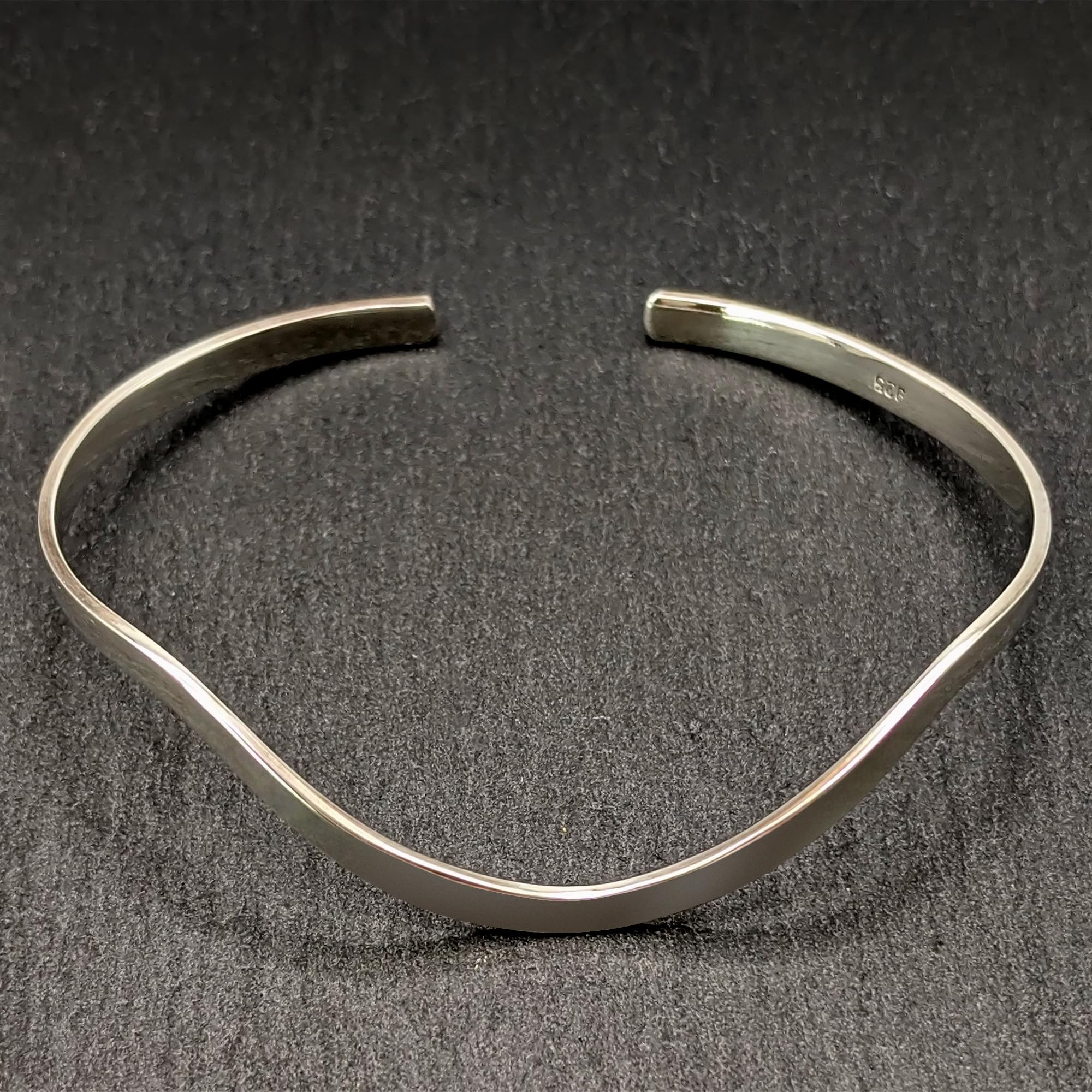 Silverly Bracciale Rigido Ondulato in Argento Sterling 925 per Donna | Bracciale Rigido Moderno con Onda Piatta Lucida | Gioielli Minimalisti ed Eleganti