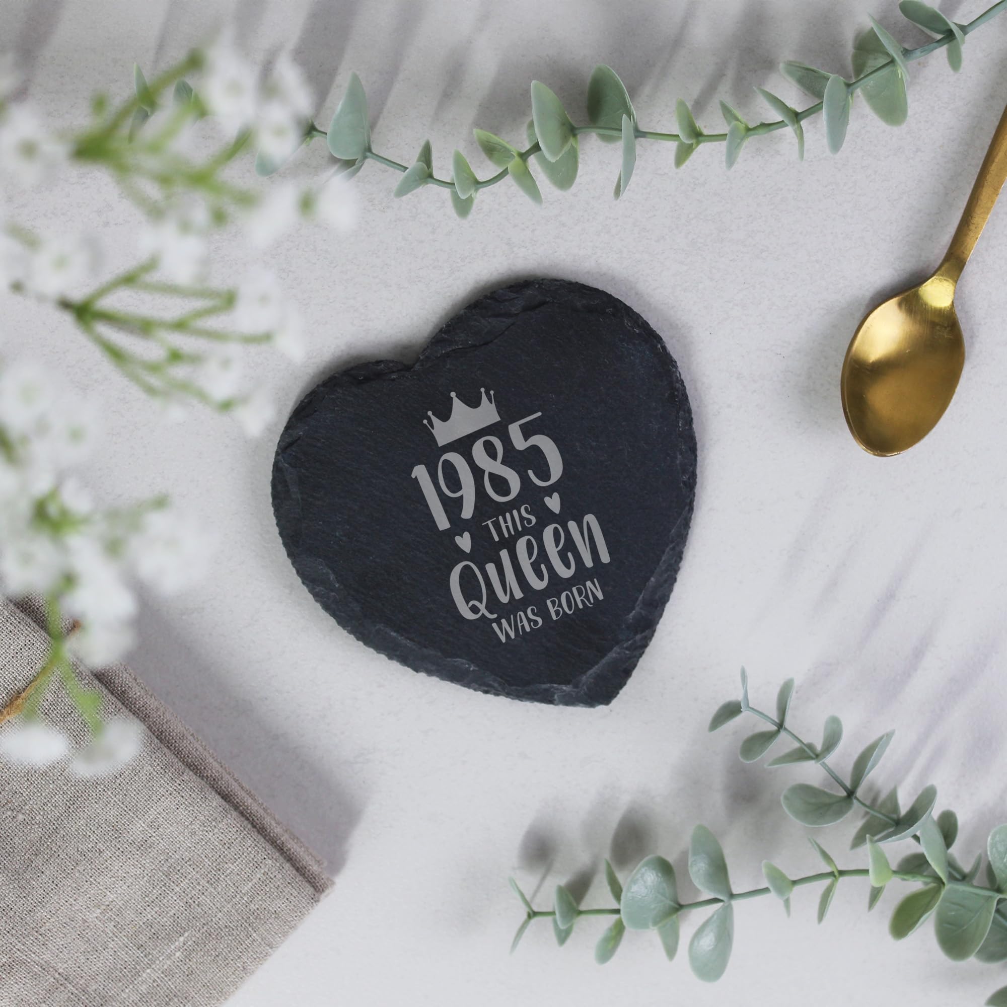 eBuyGB Engraved 1985 This Queen Was Born Heart Slate Coaster, 40th Milestone Birthday Gift for Women, Fortieth Gift for Her