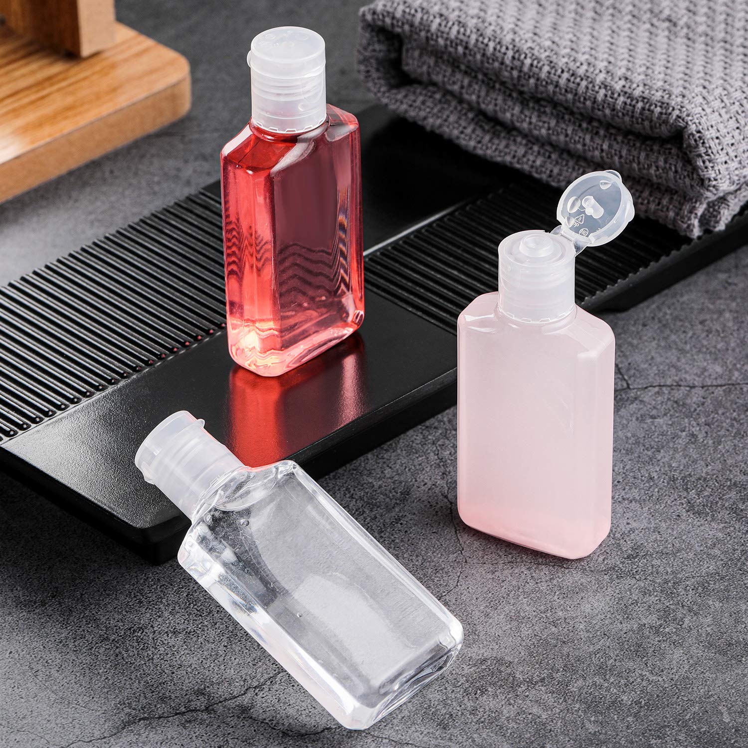 50 Bouteilles de Voyage Vides Transparentes 30 ml/ 1 oz Conteneur Vide avec Capuchon Rabattable Bouteilles Rechargeables Portables avec Capuchon Rabattable pour Voyage Camping en Plein Air