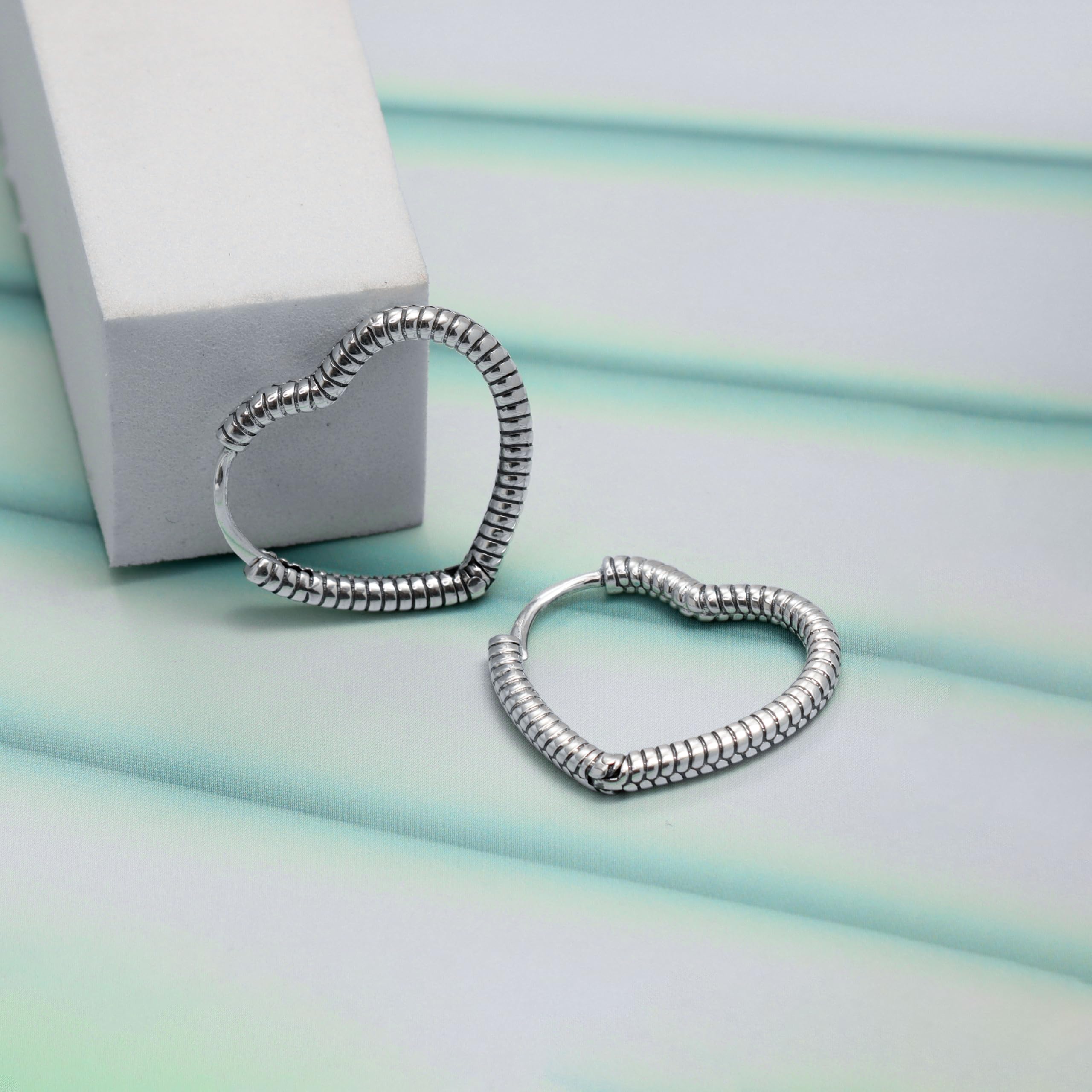 LeCalla Orecchini a cerchio in argento sterling 925 classico amore cuore per le donne, S, Argento sterling, Non pietra preziosa