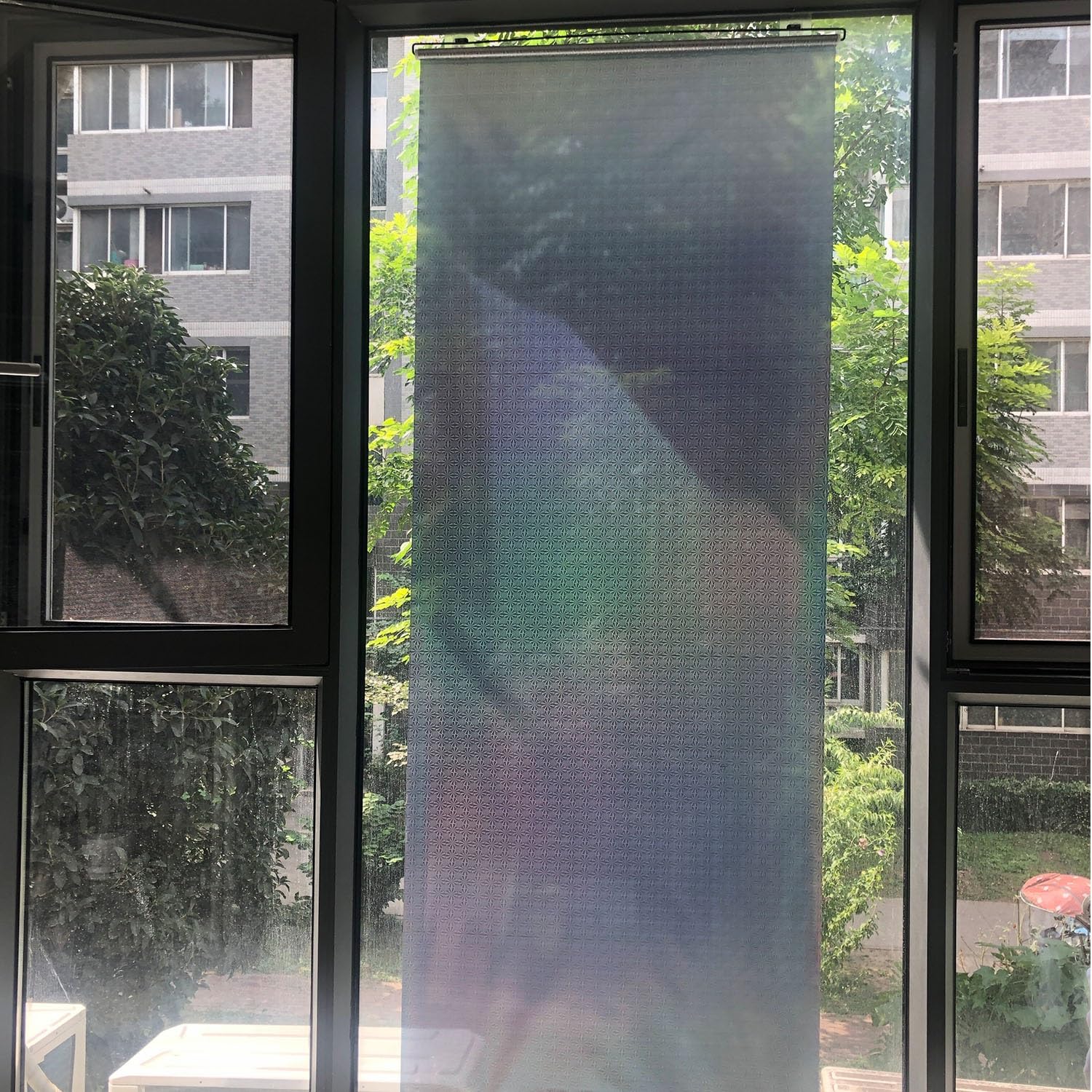 Tenda a Rolo Retrattile per Finestre, 4 Stili 80%-99% Blocco della Luce, Isolamento Termico Protezione con Ventose e Ganci Adesivi per Casa Ufficio Lucernario Auto(Laser,W78 x H200cm)