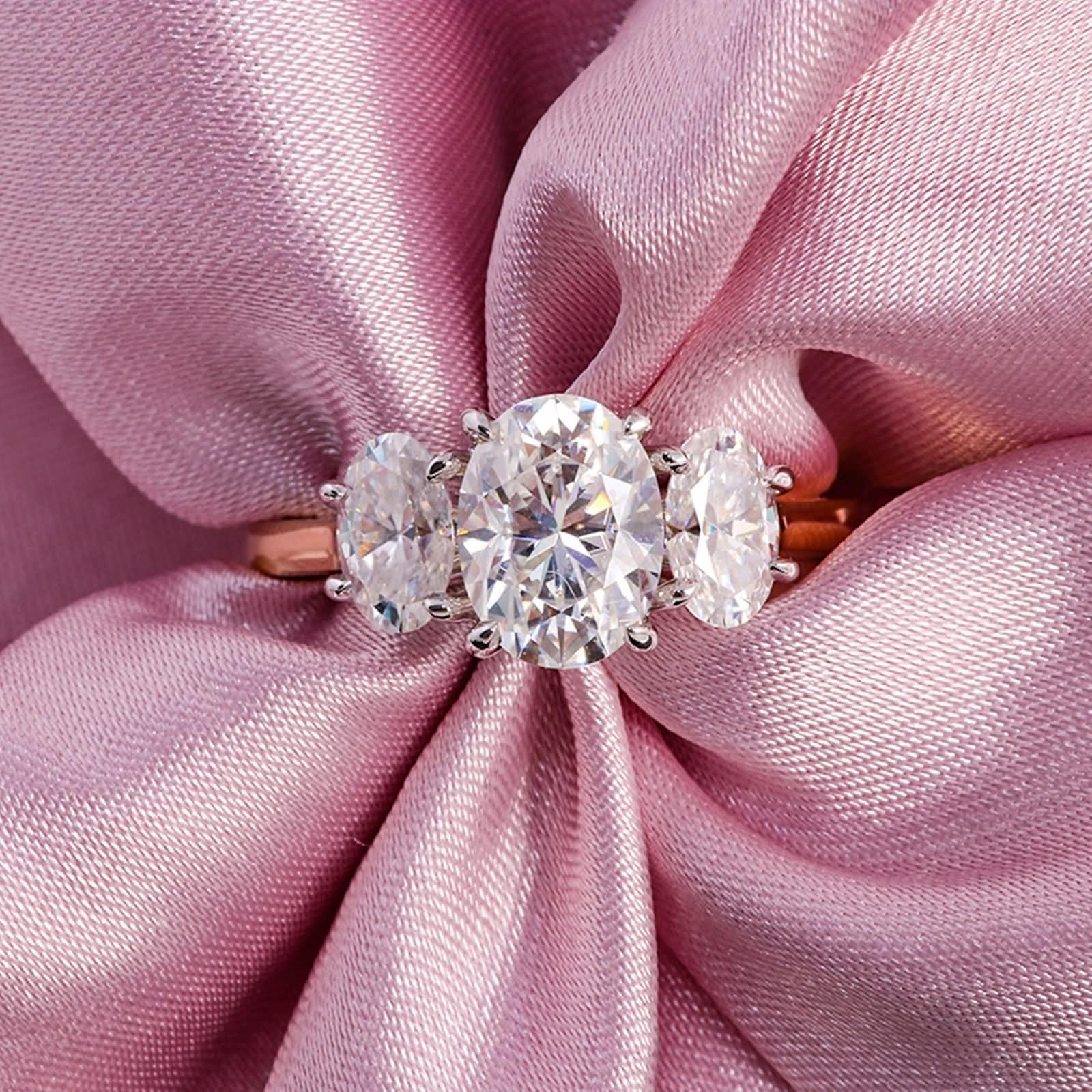Anillo Knuckle, anillos de joyería con 3 moissanitas ovaladas de oro amarillo de 2 quilates Regalos divertidos