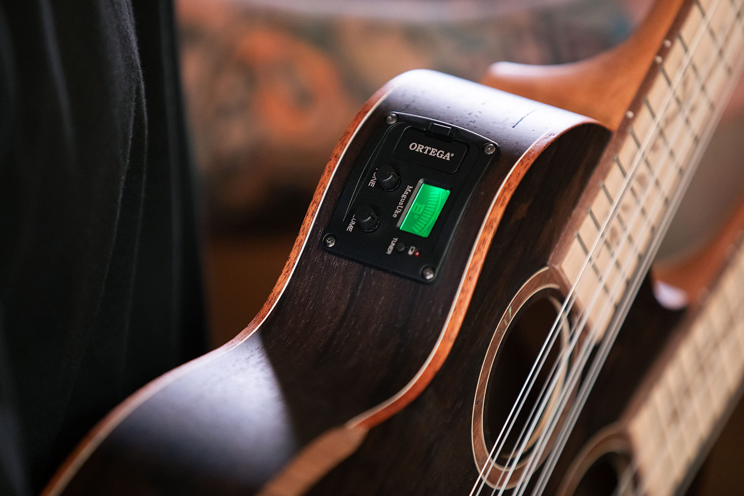Ortega Guitars Double Neck Ukulele Elettro-Acustico – 8 Corde Tenor, Tenor – Custom Built Series – Gig Bag Inclusa – Ziricote, Natural (HYDRA-ZS)