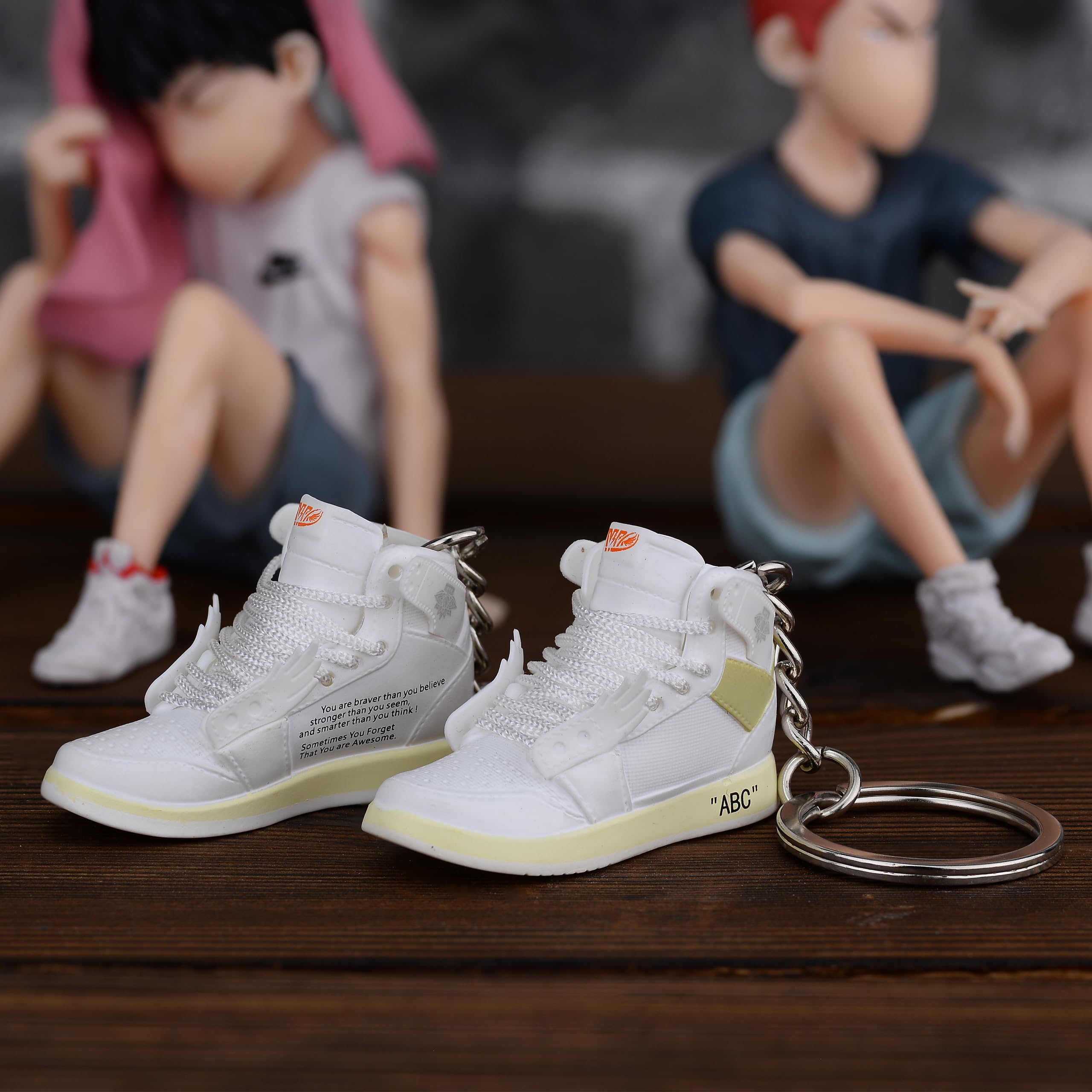 MPK Portachiavi con sneaker 3D per uomini e donne retrò in bella confezione regalo per fidanzato e fidanzata, perfetto regalo di San Valentino, bianco-2, S