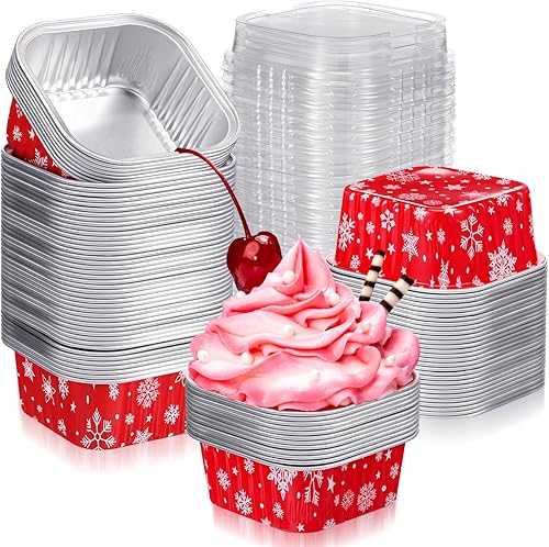100 vasos de aluminio de Navidad para cupcakes con tapas, 5 onzas, soporte cuadrado de papel de aluminio, mini moldes desechables para fiesta de