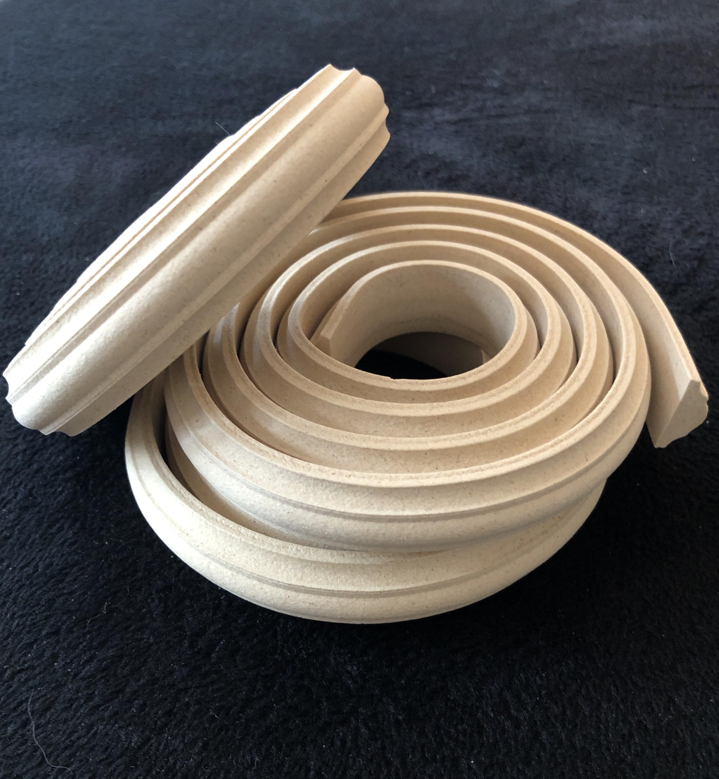 Deco-Curve Heat Bendable Wood Trim – Flexible Moulding for DIY, Crafts & Furniture Restoration – Cut, Shape, Paint & Glue. Design DC2200, L x 1 Metre, Width Options 15mm, 20mm