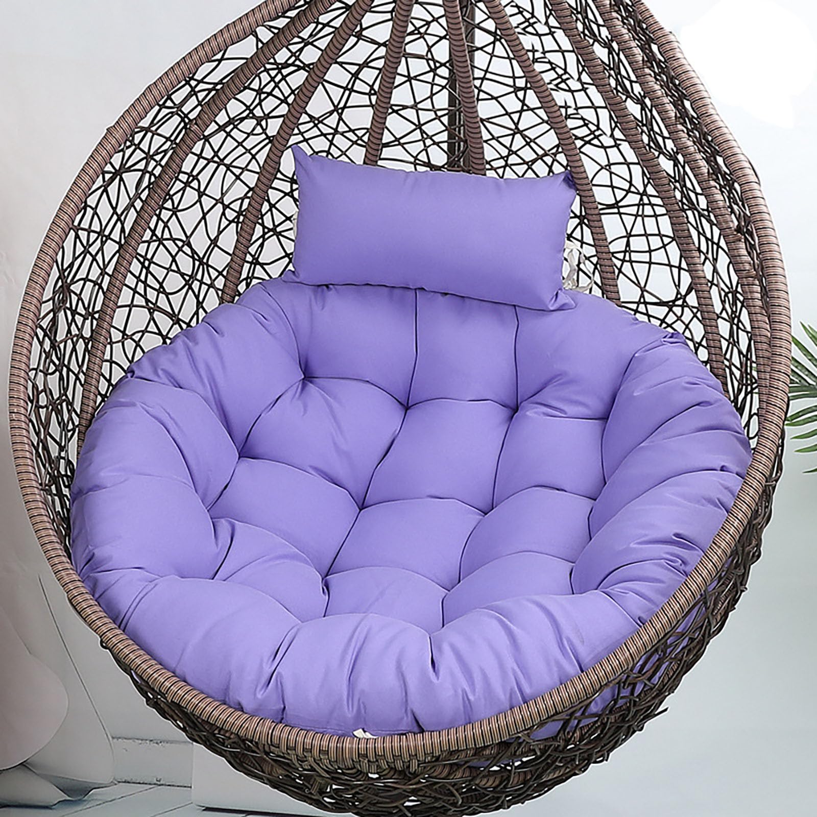 Cojín para silla colgante ideal para tardes de relax en el jardín