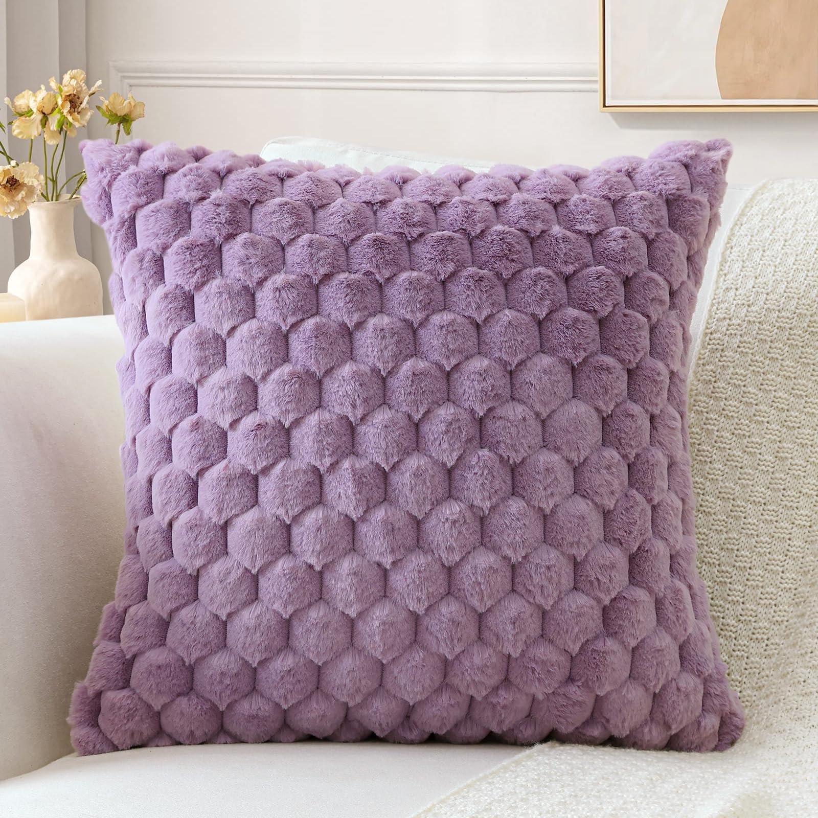 Sungeek Purple Fluffy Faux Fur Cushion Covers 45x45 cm, Soft Cozy Plush Velvet Decorative Throw Pillow Covers 18x18 Inch Square Pillowcases for Sofa Couch Bed Living Room โ image 1