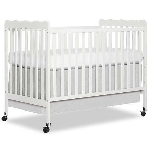 Dream On Me Carson Classic 3-in-1 Convertible Full-Size Baby Crib in White, GreenGuard Gold & BSA, 4 Mattress Heights, Converts to Day & Toddler Bed, Locking Wheels, Classic Nursery Design