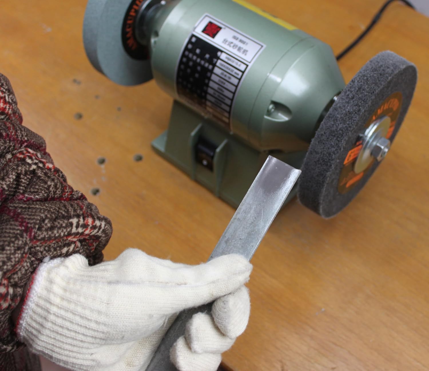 Deburring Wheels Nylon Fiber Buffing Wheel 6 inch 9P Hardness 5 pcs. Polishing Stainless Steel, etc. Silicon Carbide Abrasive. For Bench Grinder Polishing Machine. 1/2 inch Arbor, 180 Grit