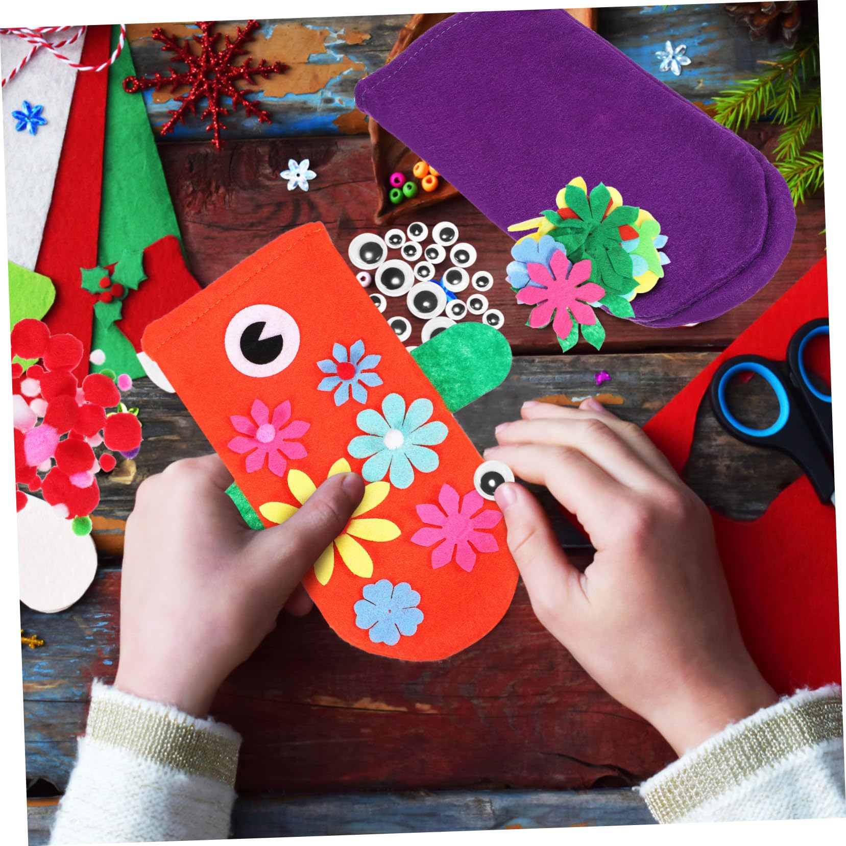 POPETPOP Kit la Creazione di Burattini a Mano in Feltro 24,5x14 Cm, Set Fai da Te per Ragazzo Ragazza Accessori Colorati e Materiali per Burattini Animali, Giocattolo Educativo