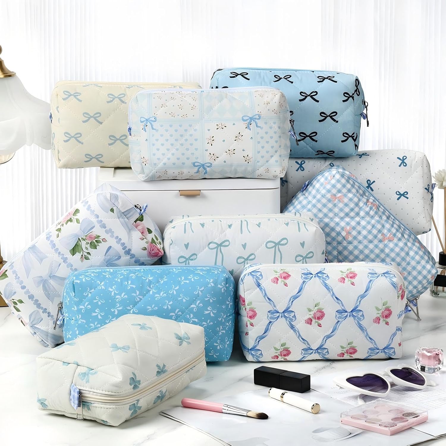 Paterr 10 Pcs Quilted Makeup Bag Bulk Cotton Floral Cosmetic Bag Women Girls Bridesmaid Gifts Cute Makeup Pouch Coquette Aesthetic Travel Toiletry Organizer(Blue Bow,6.30 x 3.94 Inches)