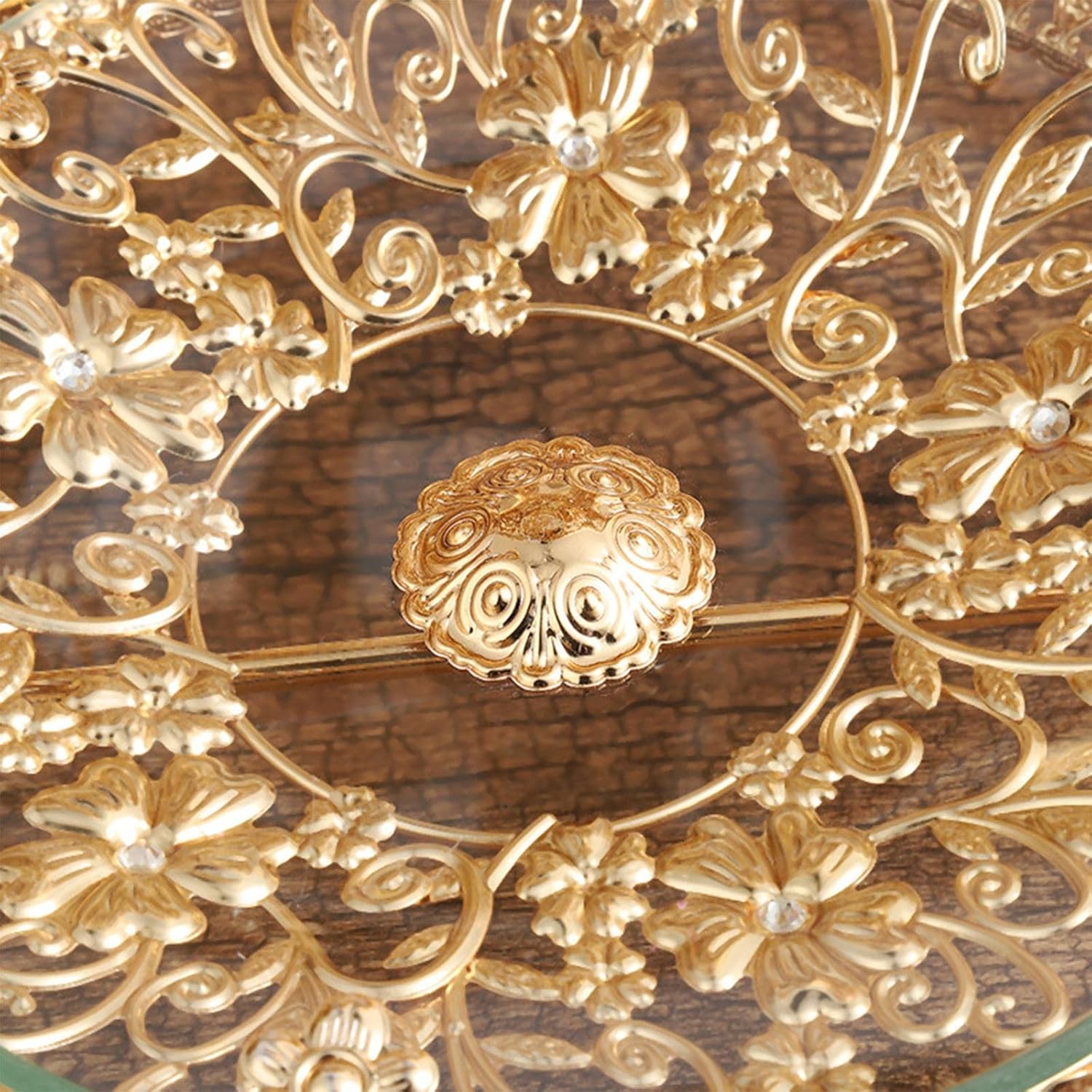 お祭りの誕生日のための3層スナックトレイサー