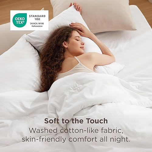 Miniatura 2 de Bedsure Edredón con 2 fundas de almohada, ropa de cama suave prelavada tamaño Queen, edredón acolchado (90 x 90 pulgadas) con diseño de trébol,