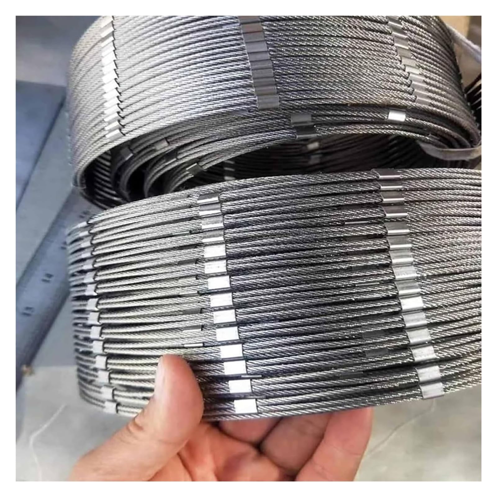 Filet antichute flexible en câble inox 304 pour rampe de balcon