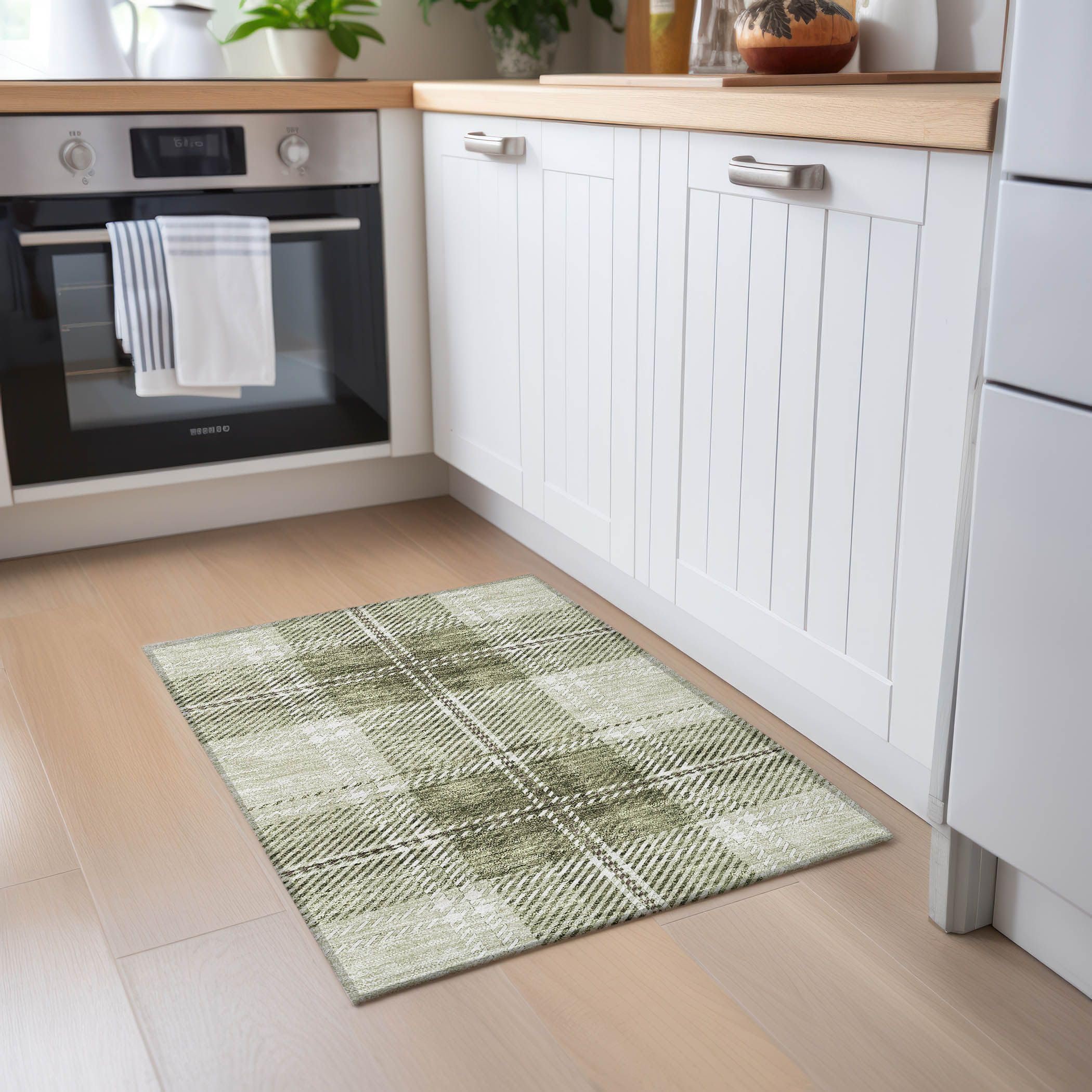 Addison Rugs Chantille ACN935 Green 1'8" x 2'6" Indoor/Outdoor, Machine Washable, Easy Clean, Non Shedding, Bedroom, Living Room, Dining Room, Kitchen