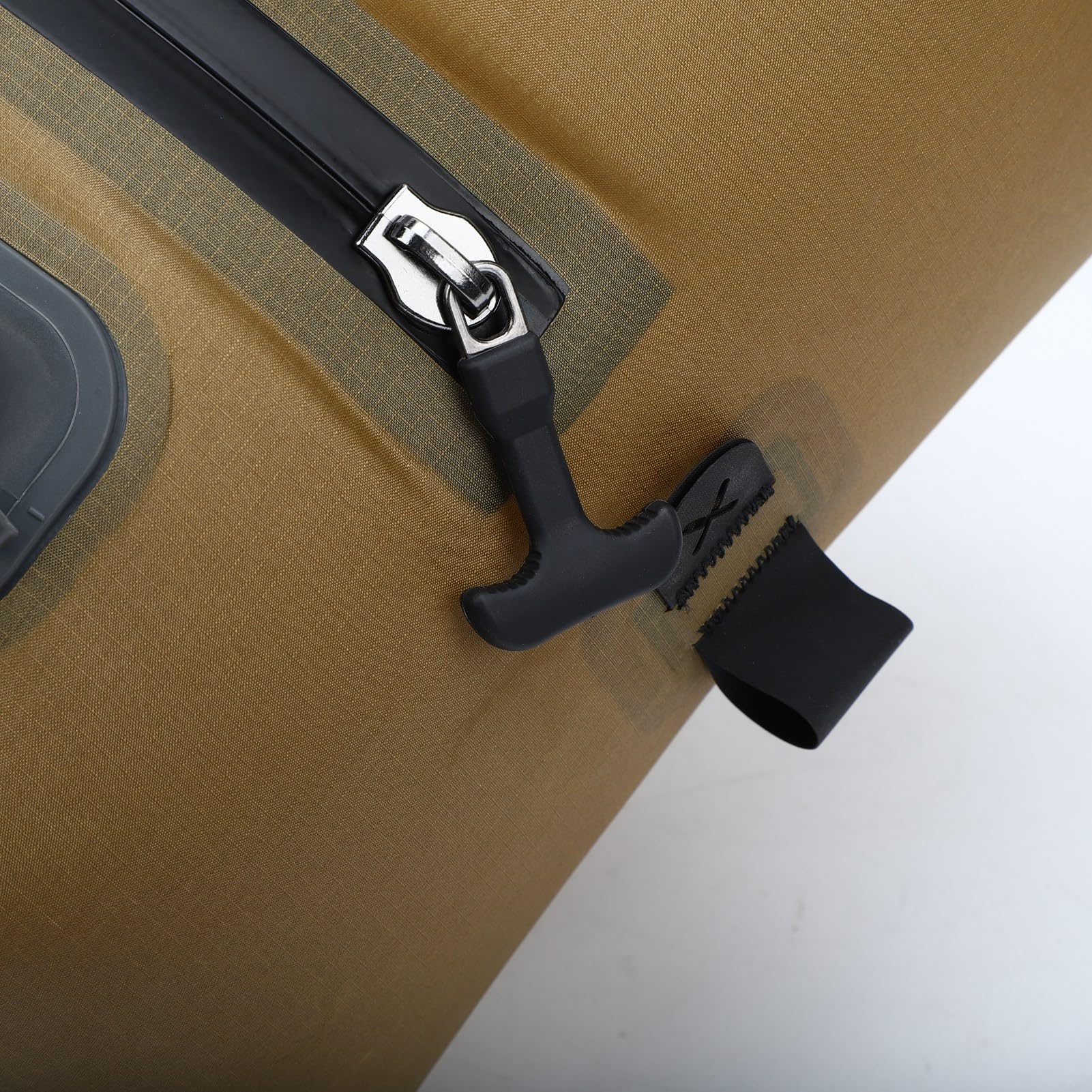 Sacchetti Sottovuoto da Viaggio Riutilizzabili, Sacco a Compressione Sottovuoto Automatico da 20 Litri con Pompa Incorporata, Cubetti di Imballaggio con Chiusura Salvaspazio, Ideali per