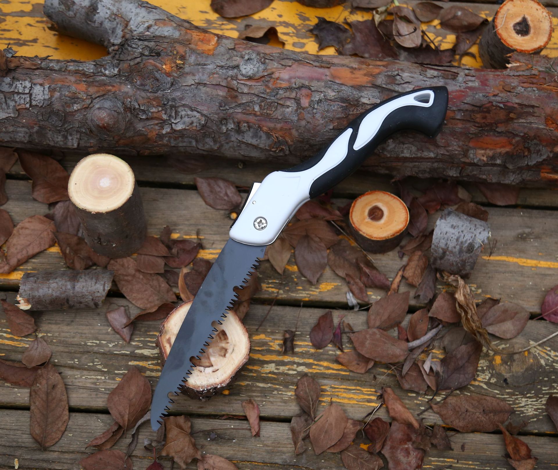 LEONTOOL Scie Pliable Main - Lame Acier SK5 20.3cm - Pour Bois, Camping, Randonnée - Compacte Et Sûre
