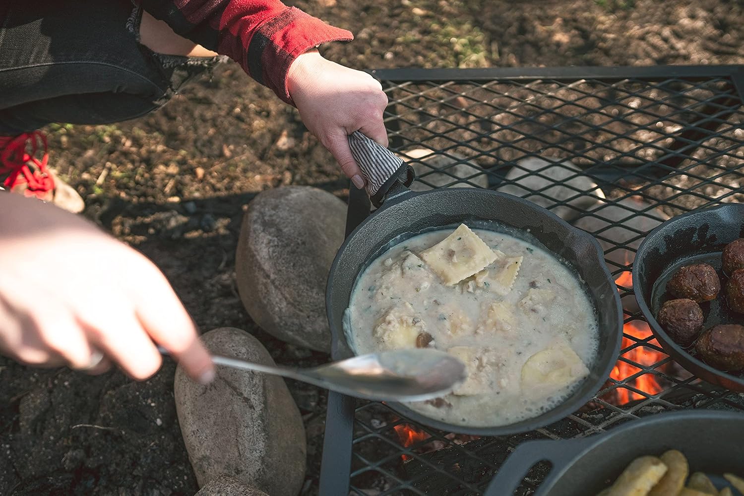 Stansport Pre-Seasoned Cast Iron Skillet