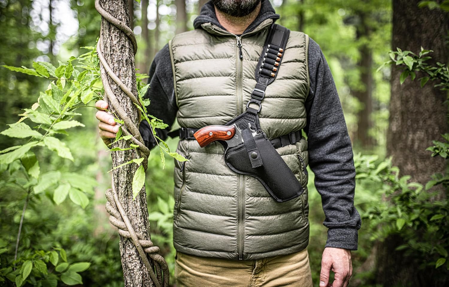 Diamond D Outdoors - Denali Chest Holster for Revolver up to 6” Barrel