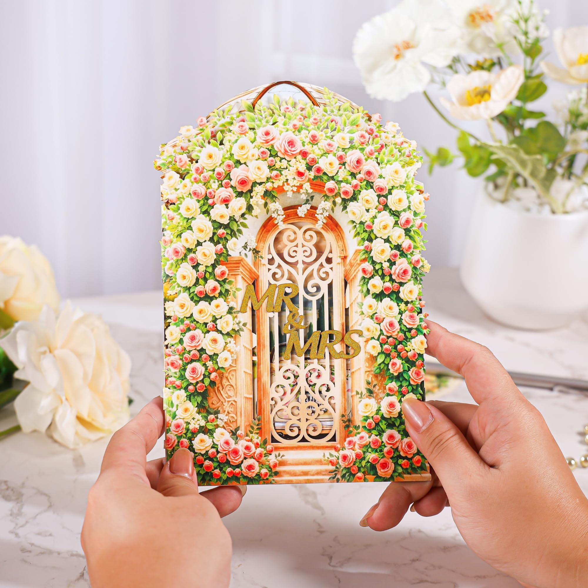 Kartka weselna 3D Pop Up, elegancka kartka weselna 3D z parą młodą, łukiem kwiatowym i samochodem weselnym, kartka pop-up na wesele na prezent pieniężny, bon podarunkowy, kartka z życzeniami z okazji