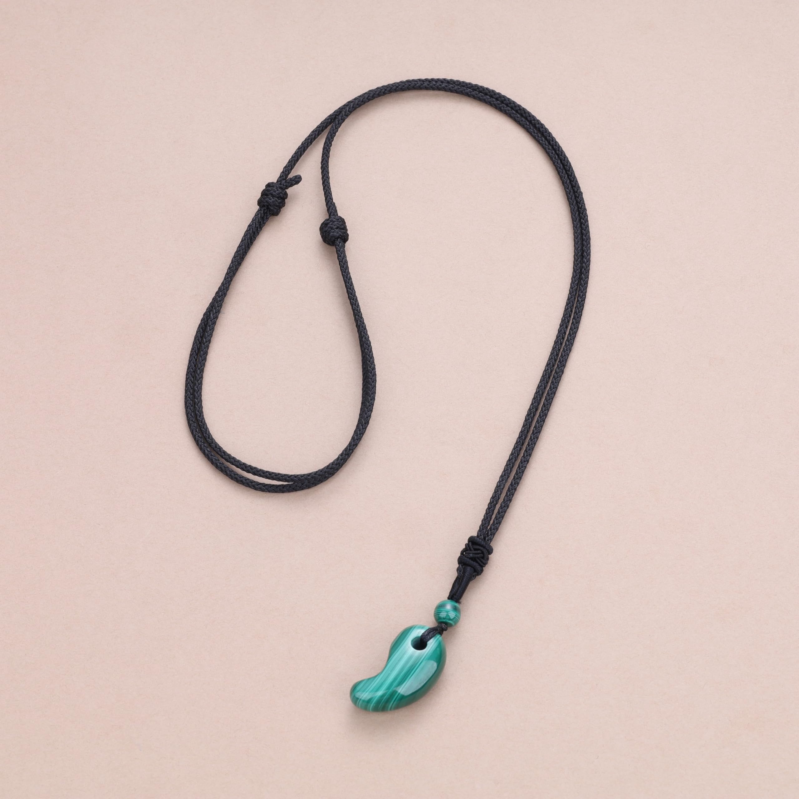 COAI Collana da Uomo e da Donna con Ciondolo Pendente Magatama in Pietre Naturali Intarsiate con Totem Animali, Collana Pietra Naturale Unisex Laccio Regolabile