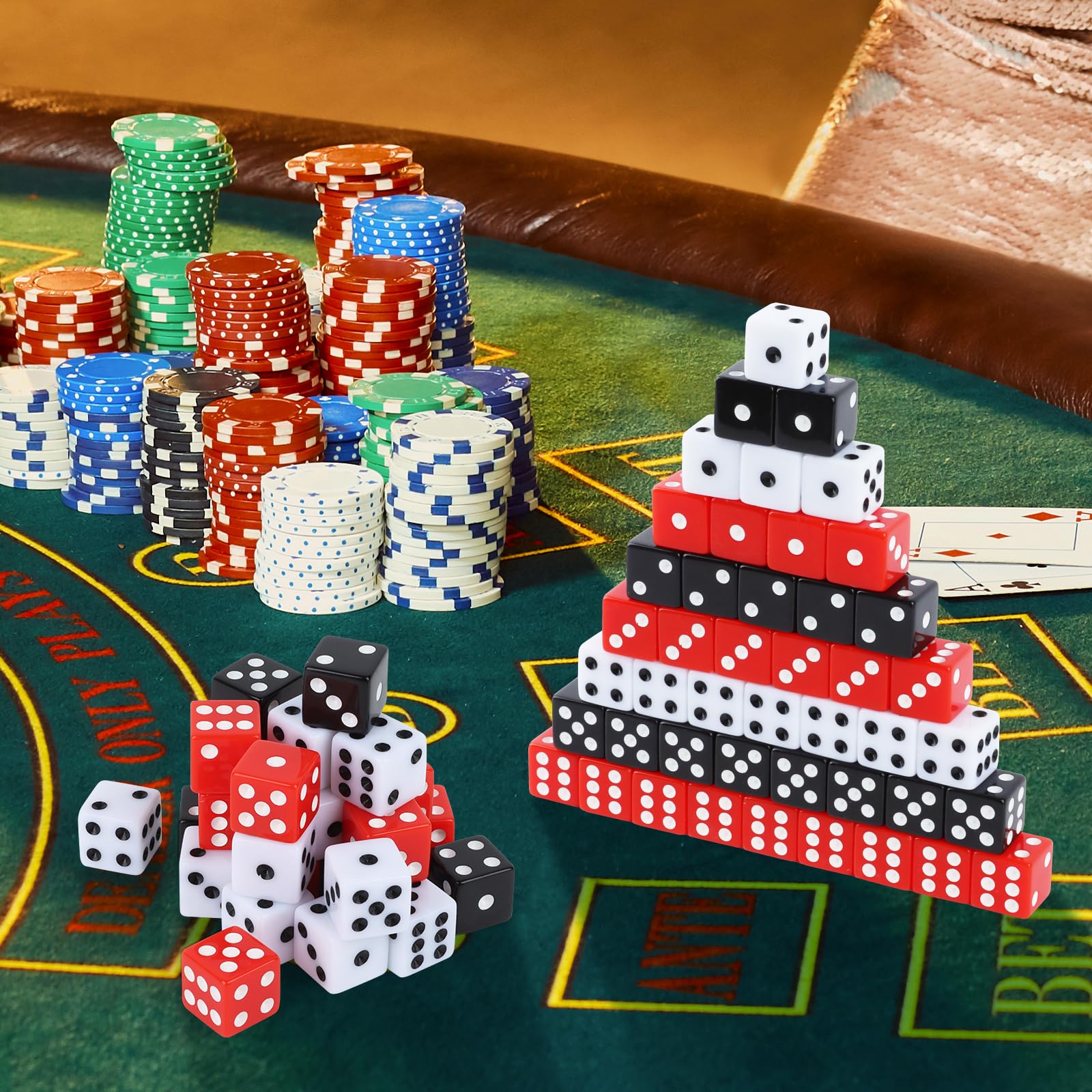 Hooqict Juego de 100 dados estándar de 16 mm, dados de casino de acrílico a granel, dados de colores de 6 caras para casino Vegas, fiestas temáticas, juegos de mesa, dados de matemáticas para aula