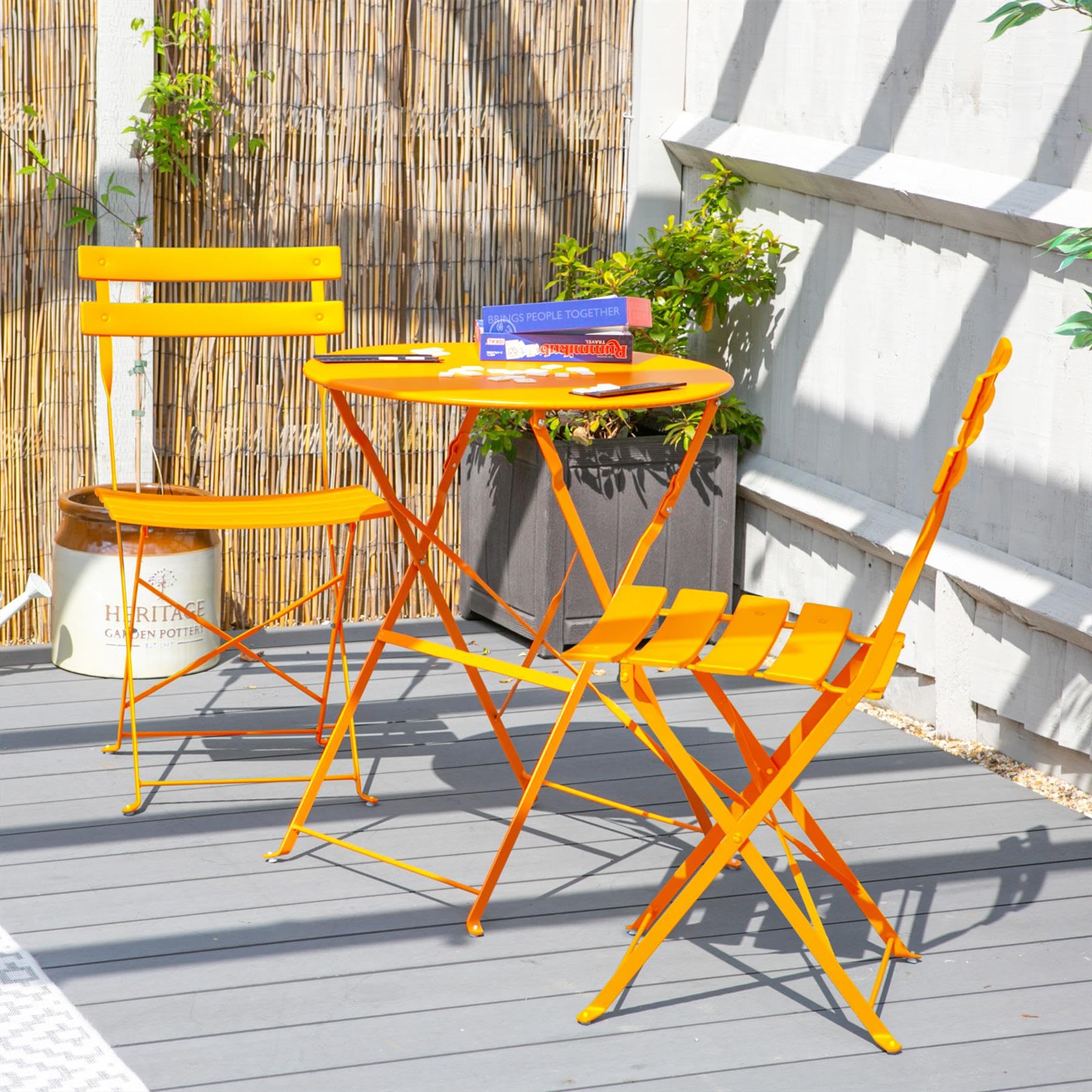 Harbour Housewares Sussex Bistro Set 2 Places Table Chaises Pliante Patio Meubles Jardin Round Orange