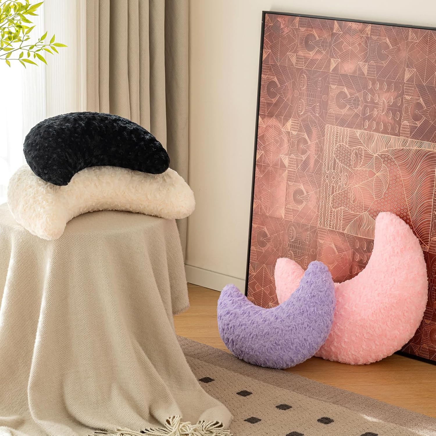 Moon Pillow, Decorative Throw Pillow with Soft Plush for Couch Bed, Cozy Moon Decorative Pillows for Bedroom Living Room, Home Décor Comfort Gift (Black, 19.6 Inches)