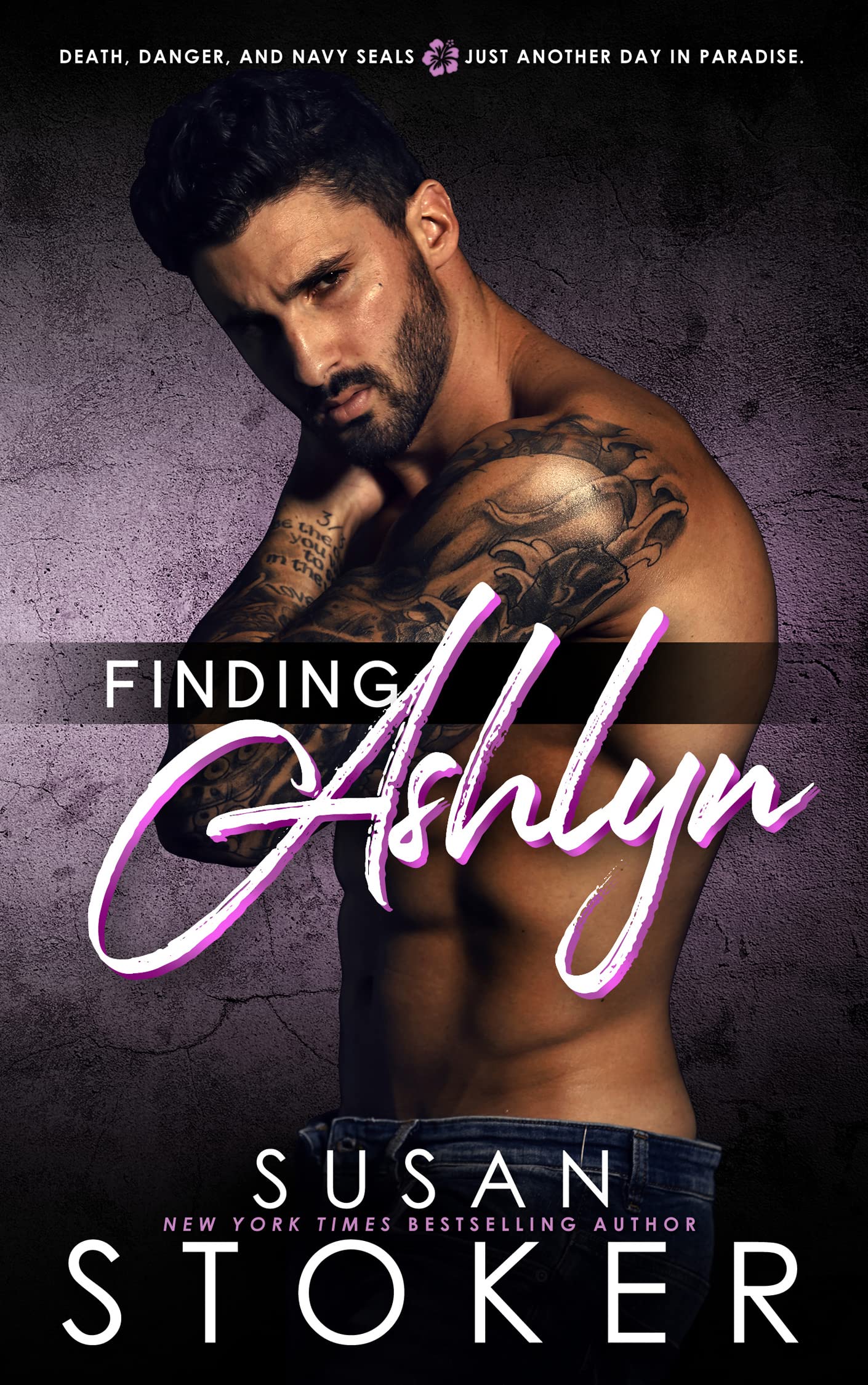 Finding Ashlyn (SEAL Team Hawaii Book 6)